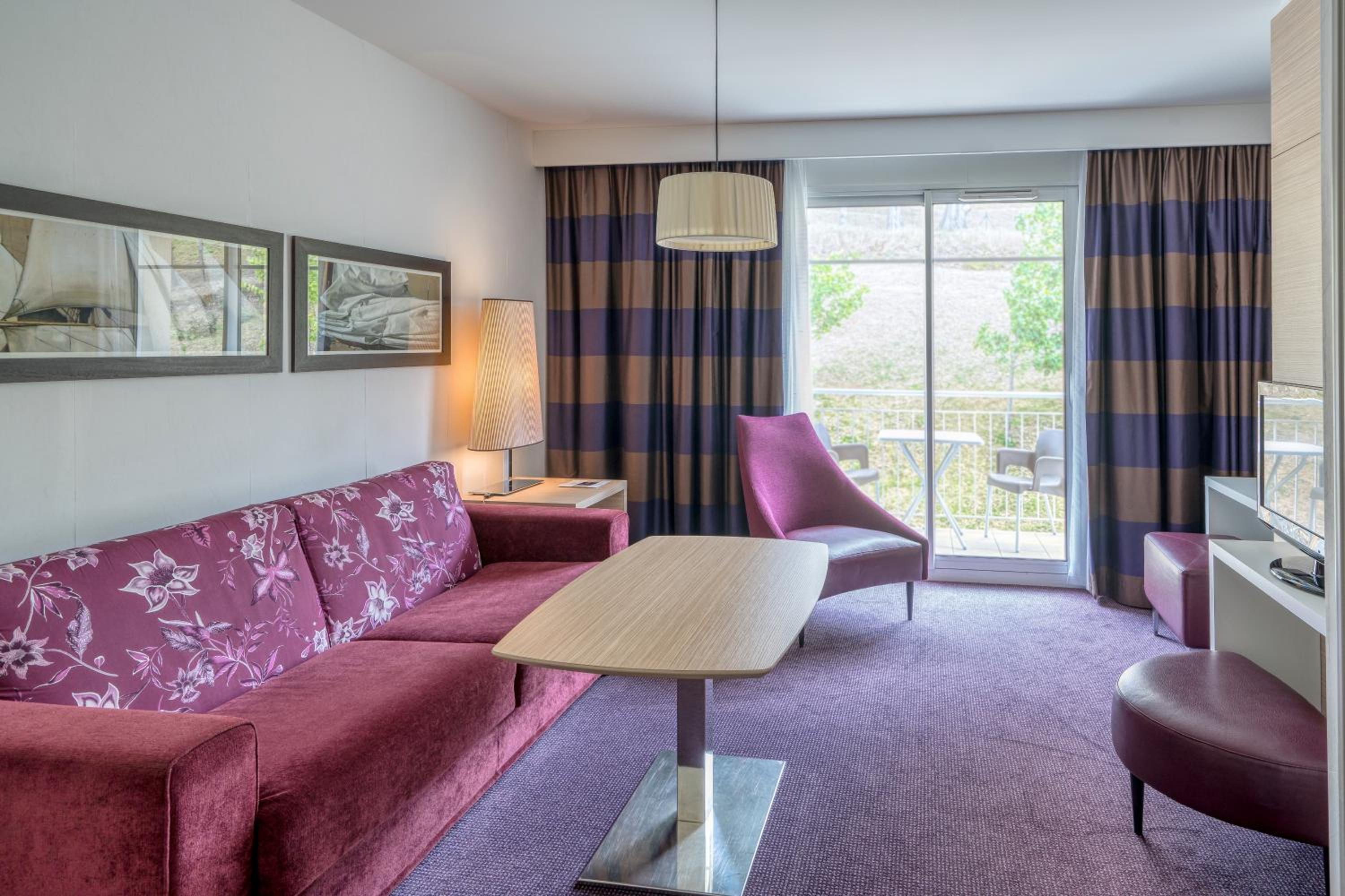 Suite Apartment with Garden Side (2 Adults + 2 Children) - Photo 3