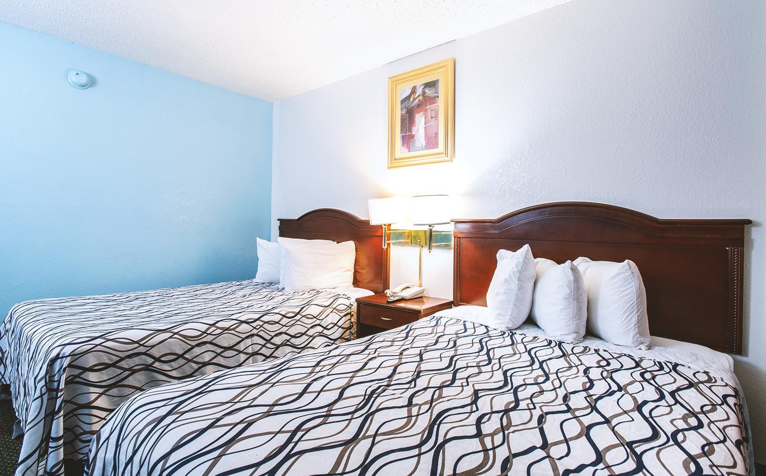 Deluxe Suite photo 3