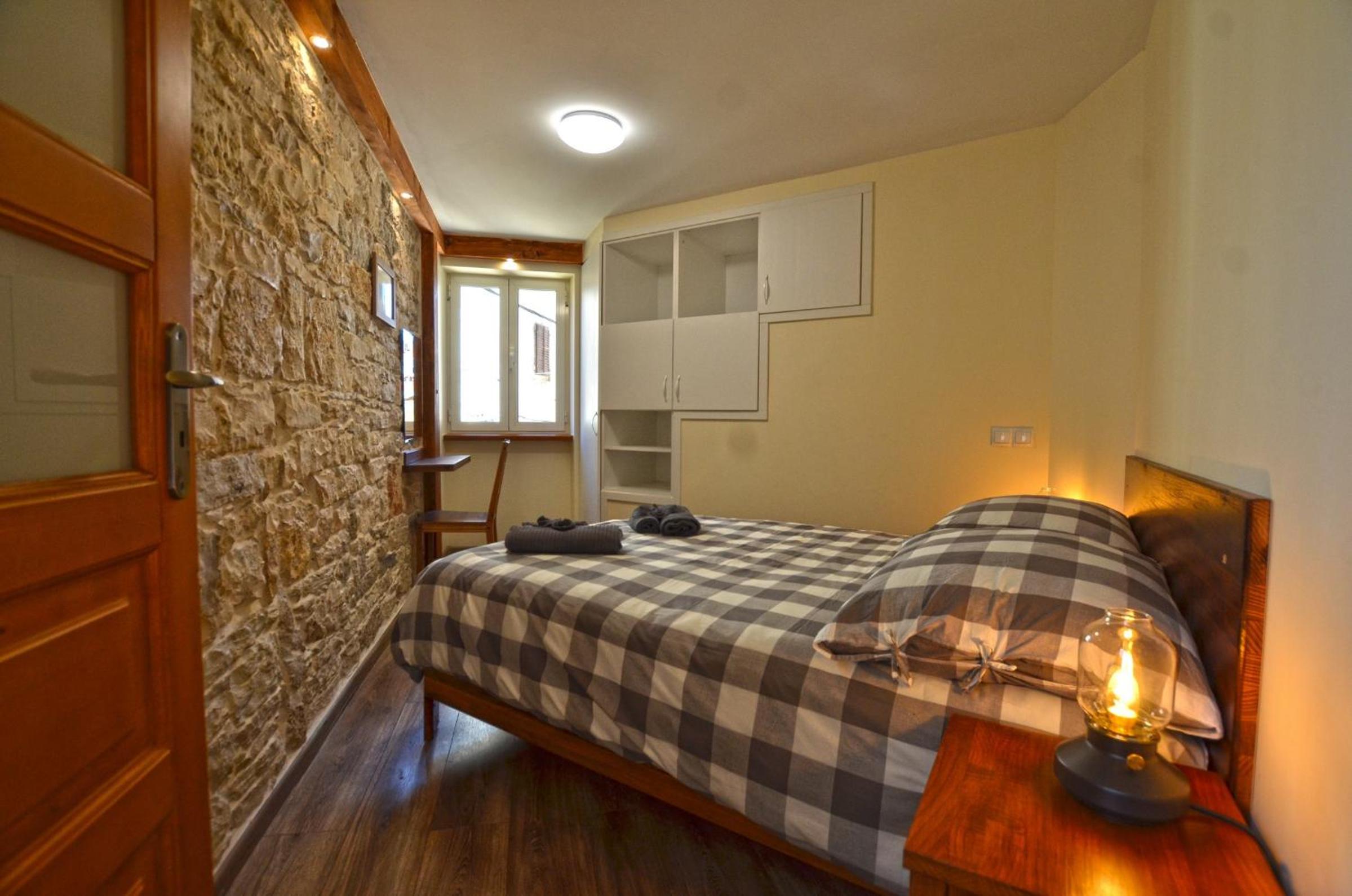 One Bedroom Apartment 2