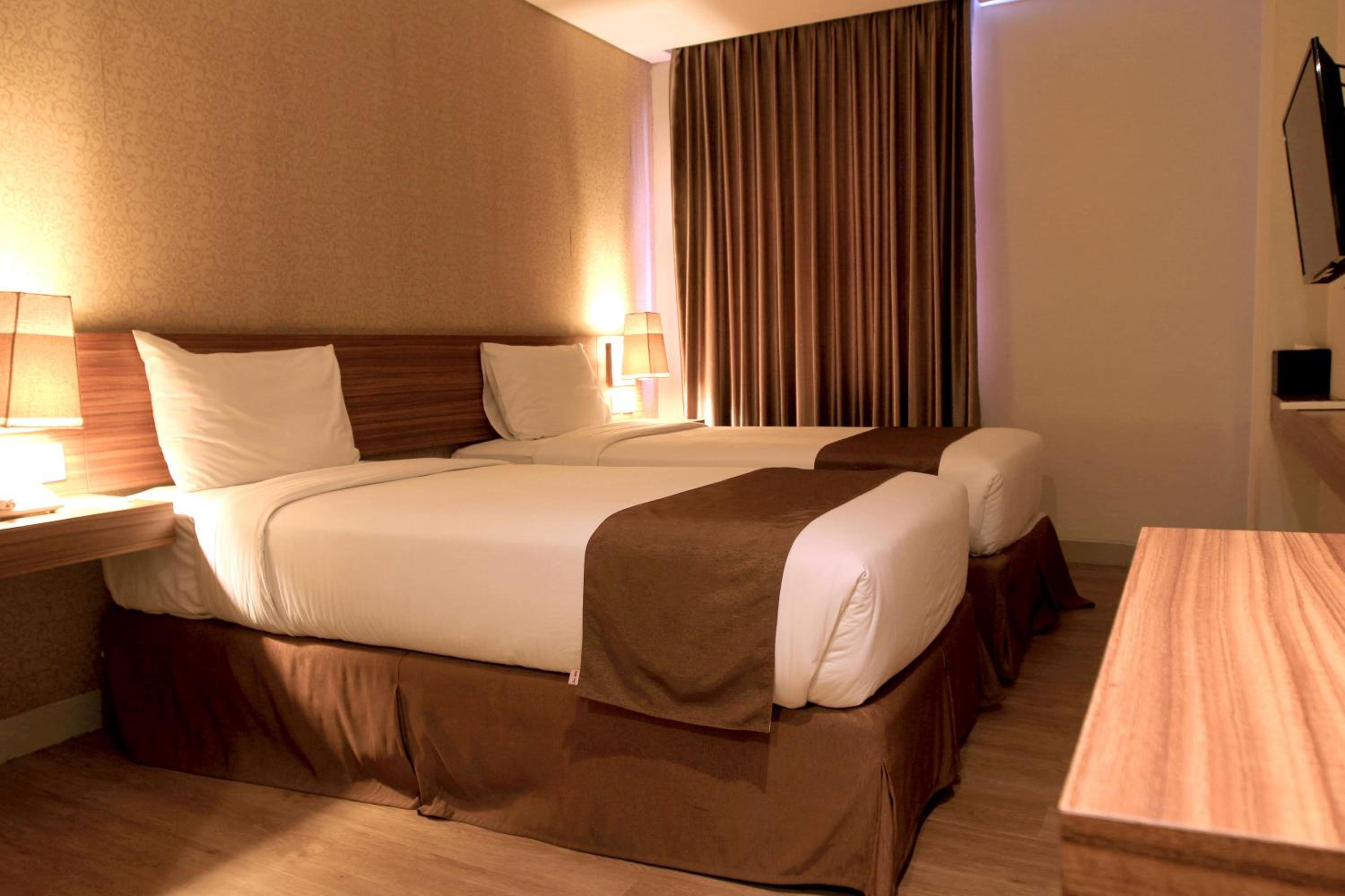 Deluxe Twin Room photo 2