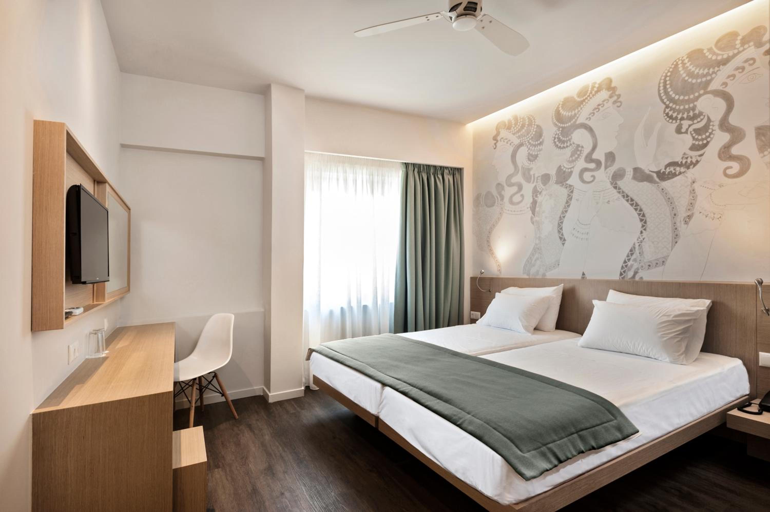 Superior Double Room with Sea View - Photo 1