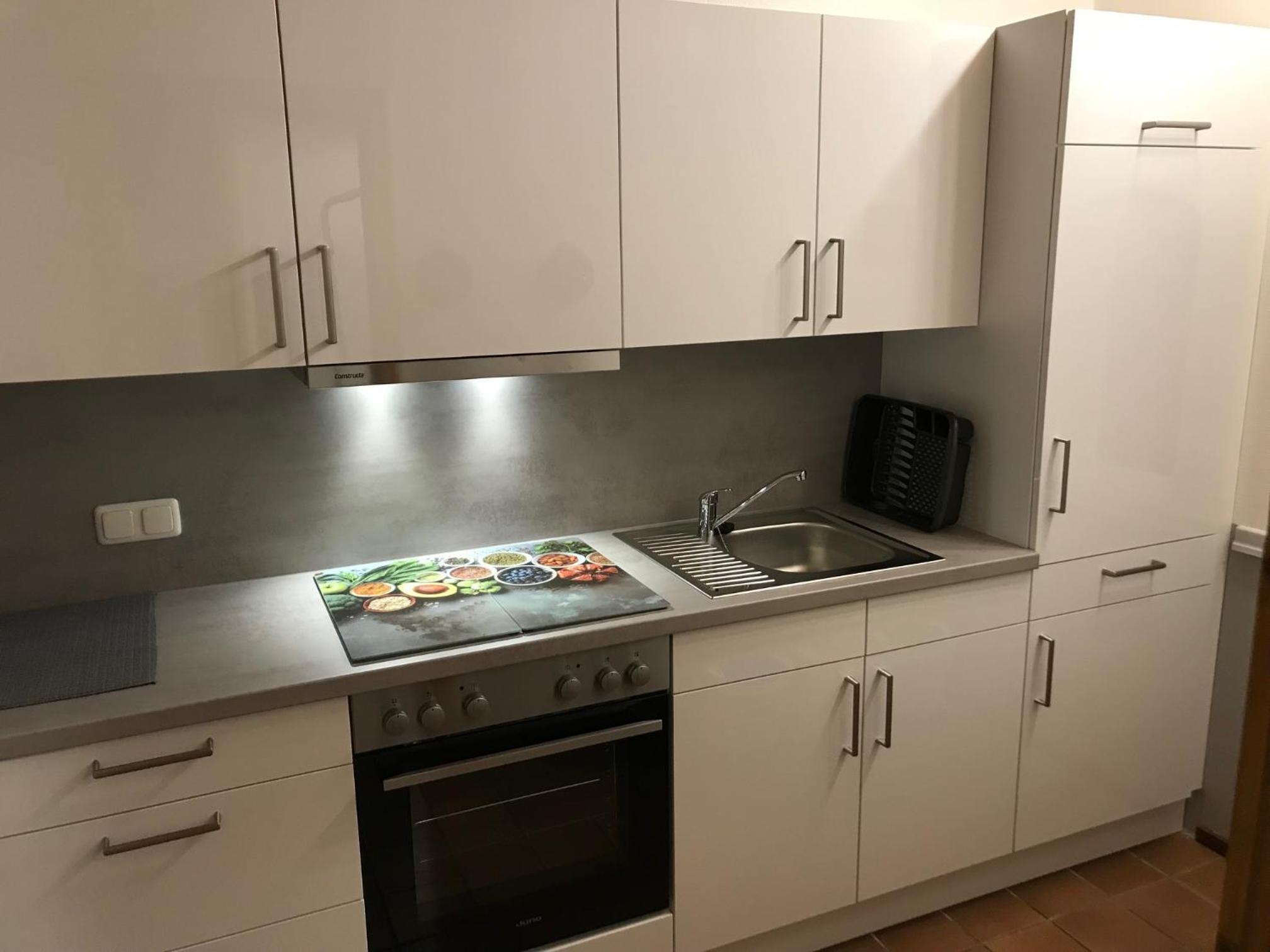 Apartment with Terrace photo 3