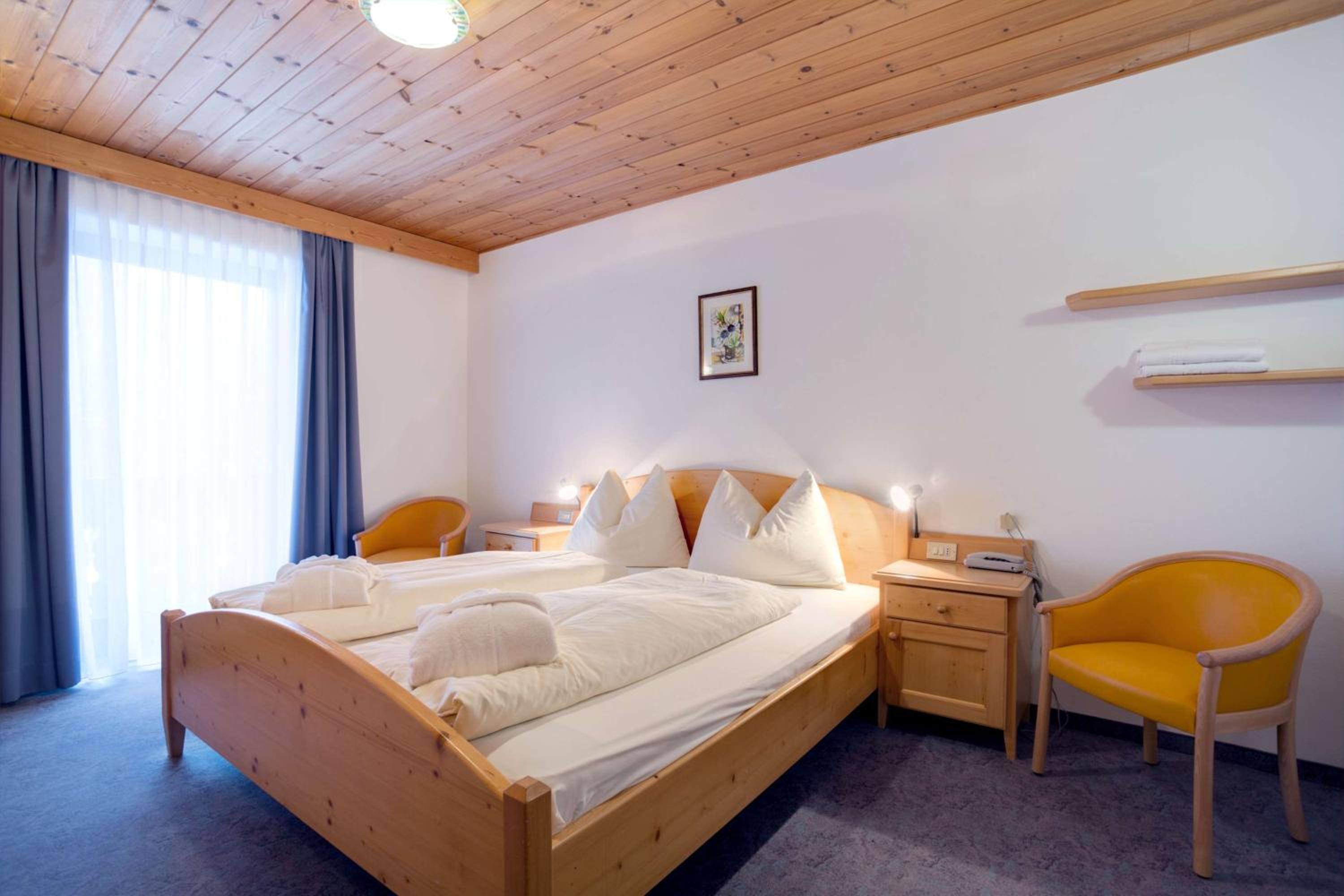 Standard Double or Twin Room with Balcony photo 3