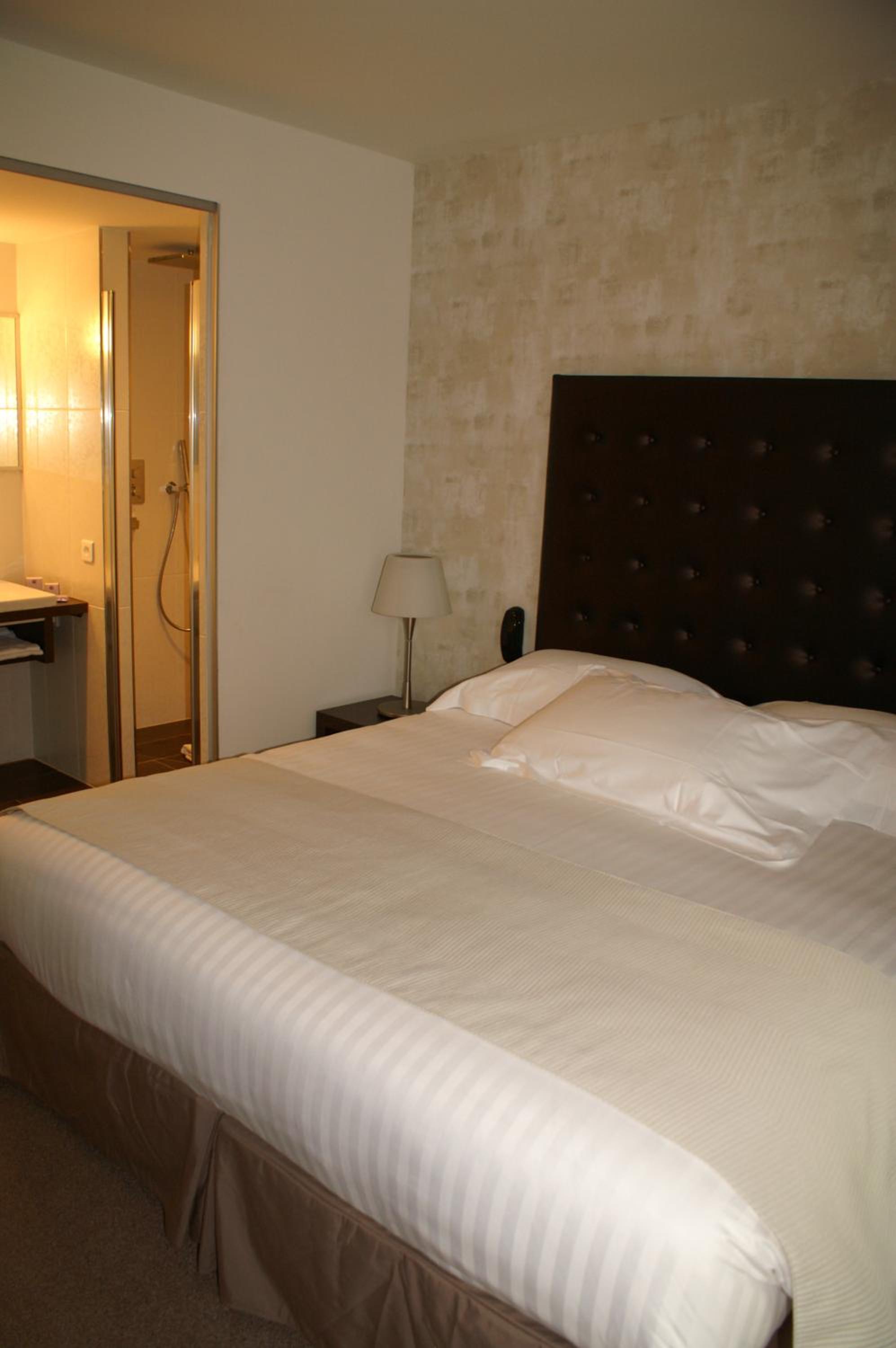 Double Room - Photo 3