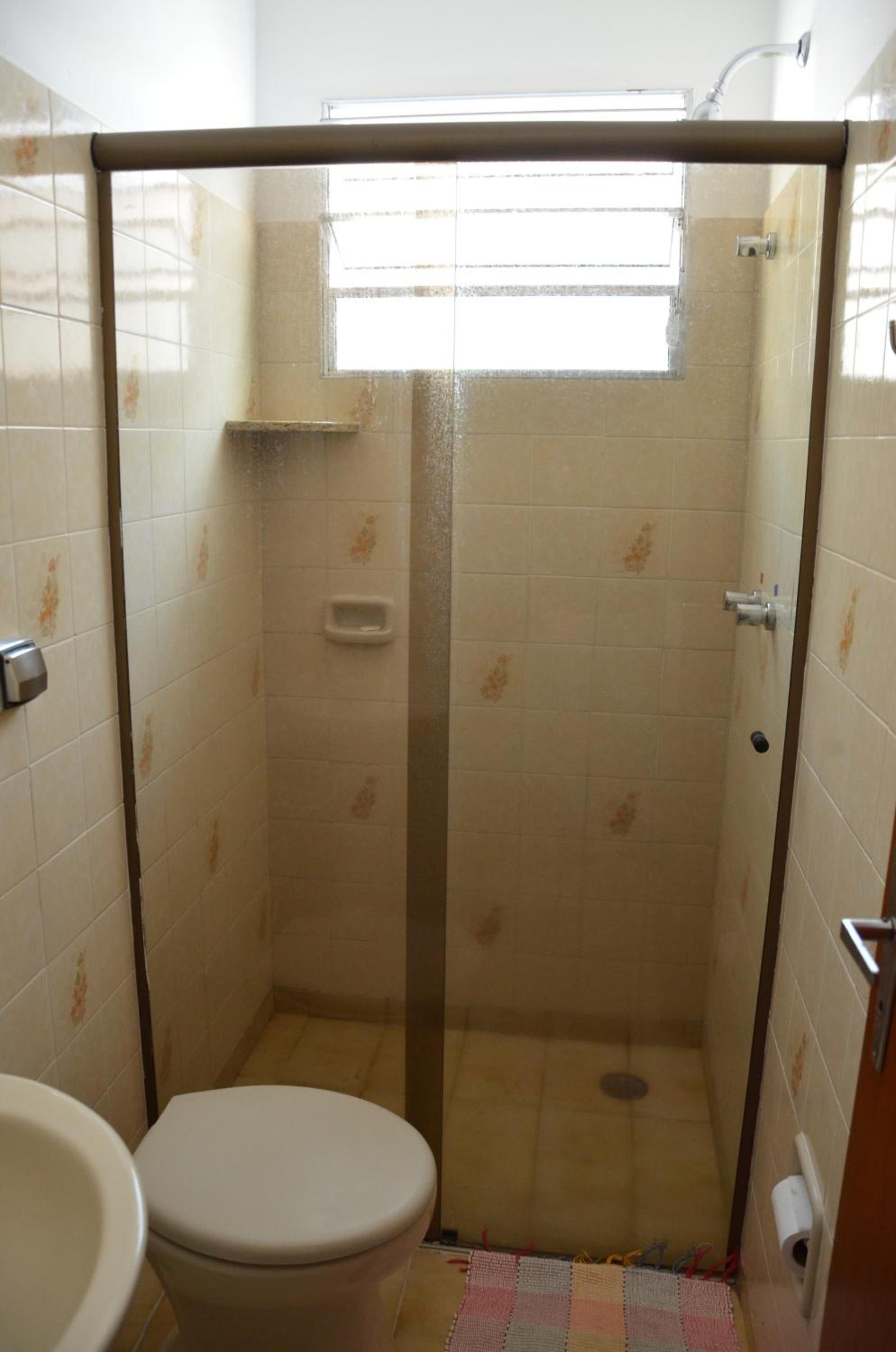 Standard Twin Room - Photo 6