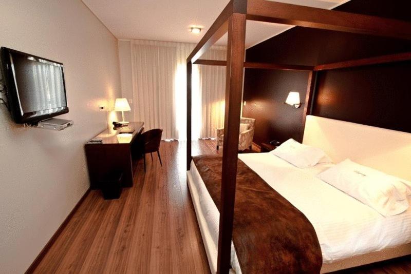 Classic Double or Twin Room - Photo 4