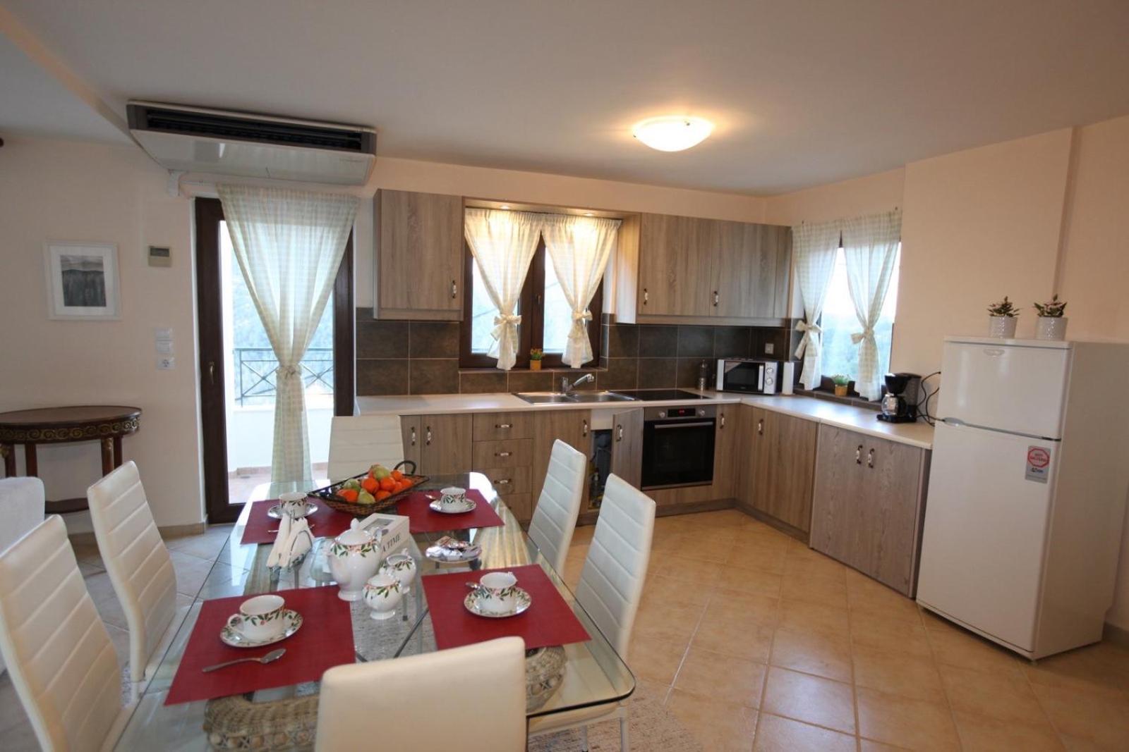 Two-Bedroom House - Photo 13