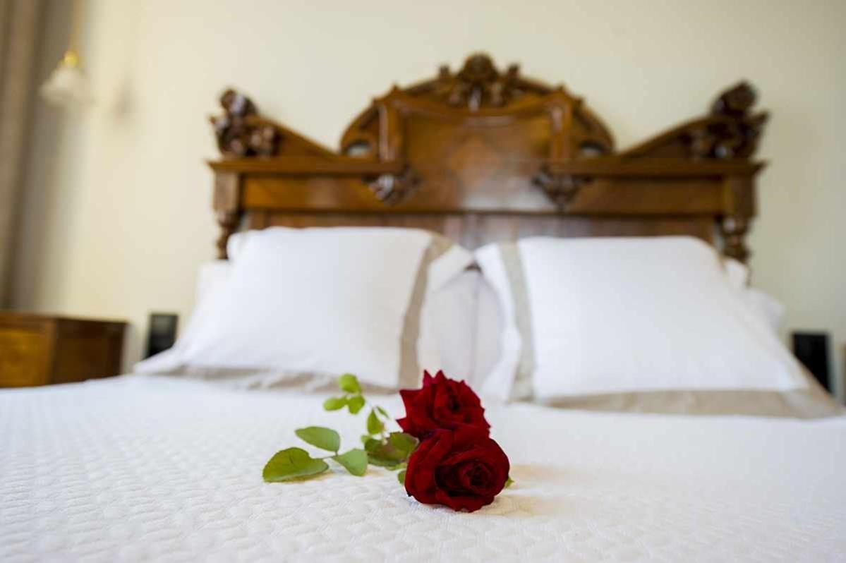 Deluxe Room - Photo 9