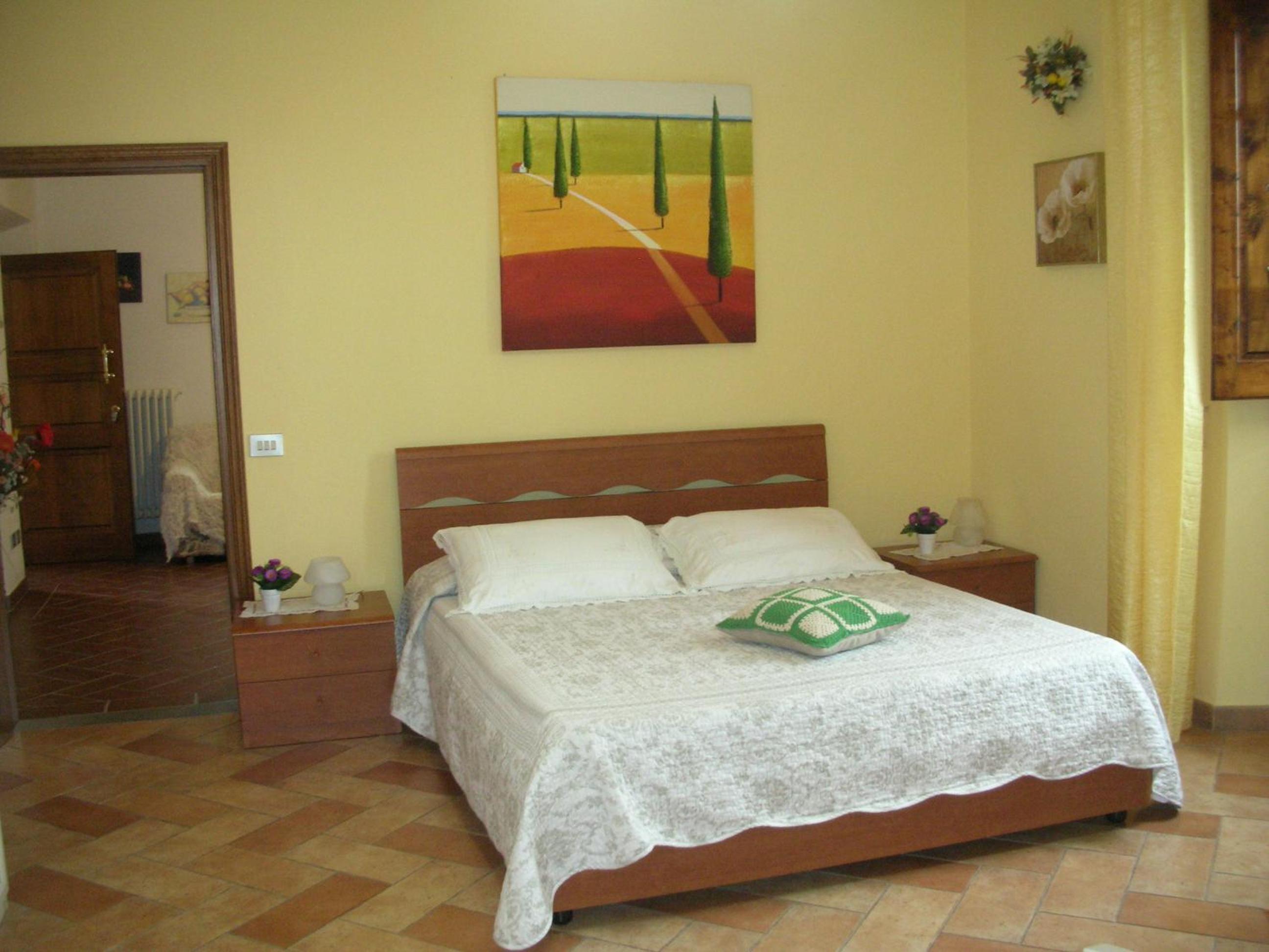 Superior One-Bedroom Apartment