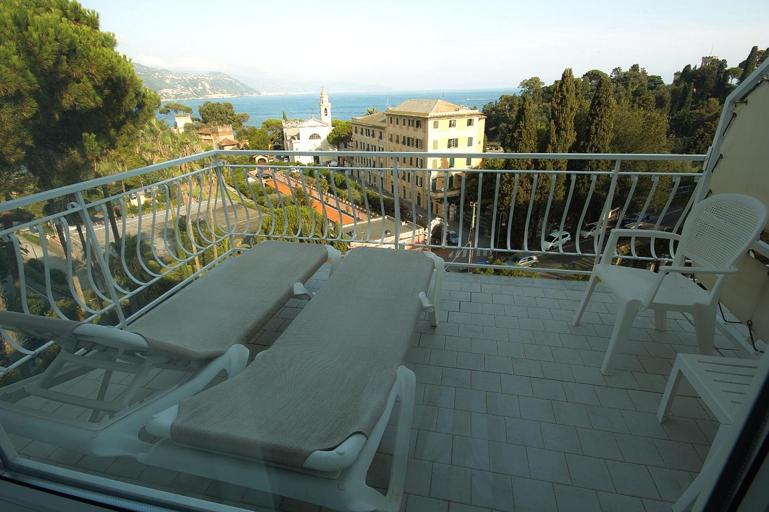 Superior Double Room with Sea View and Terrace  photo 2