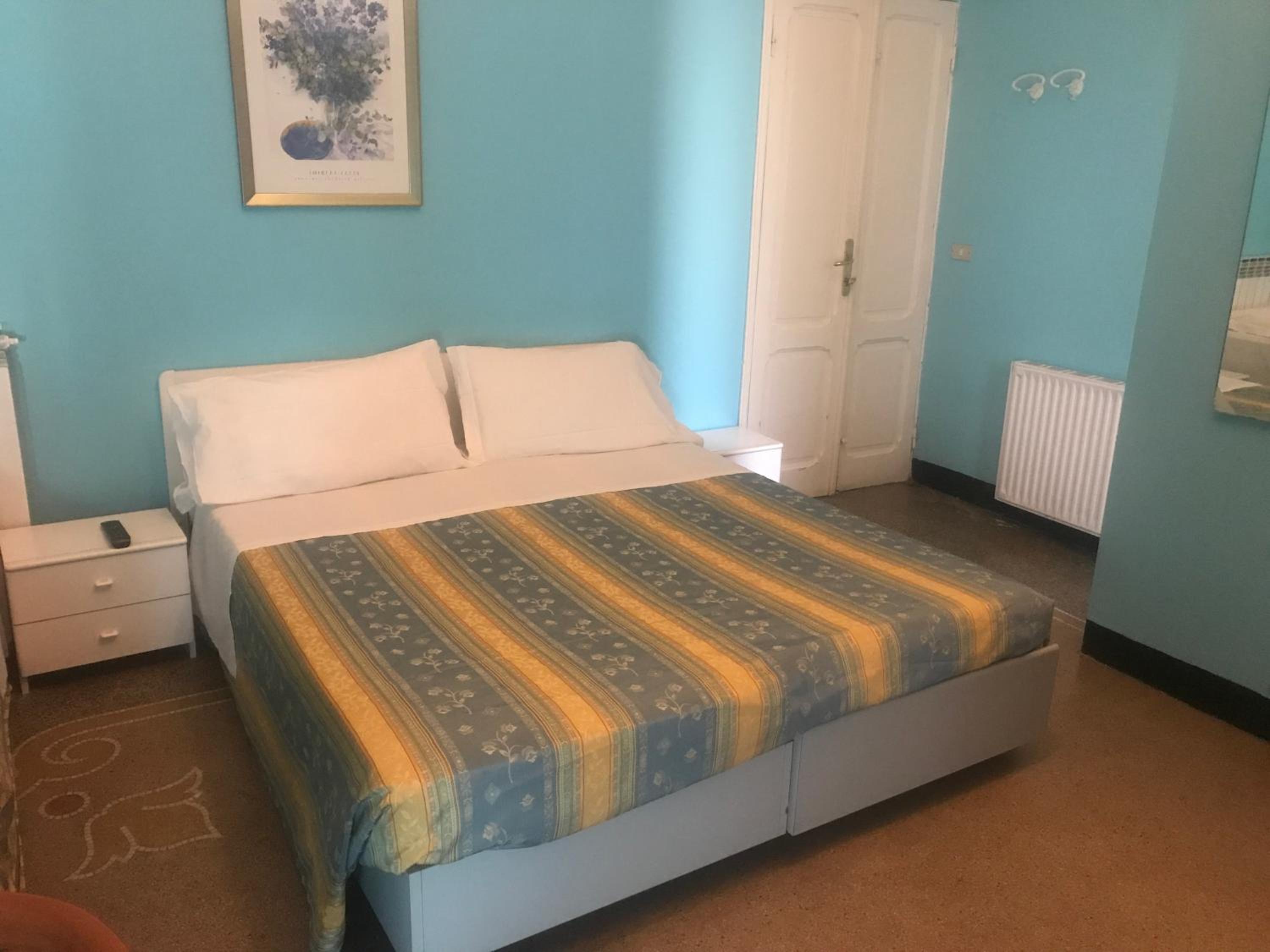 Triple Room With Private Bathroom photo 1