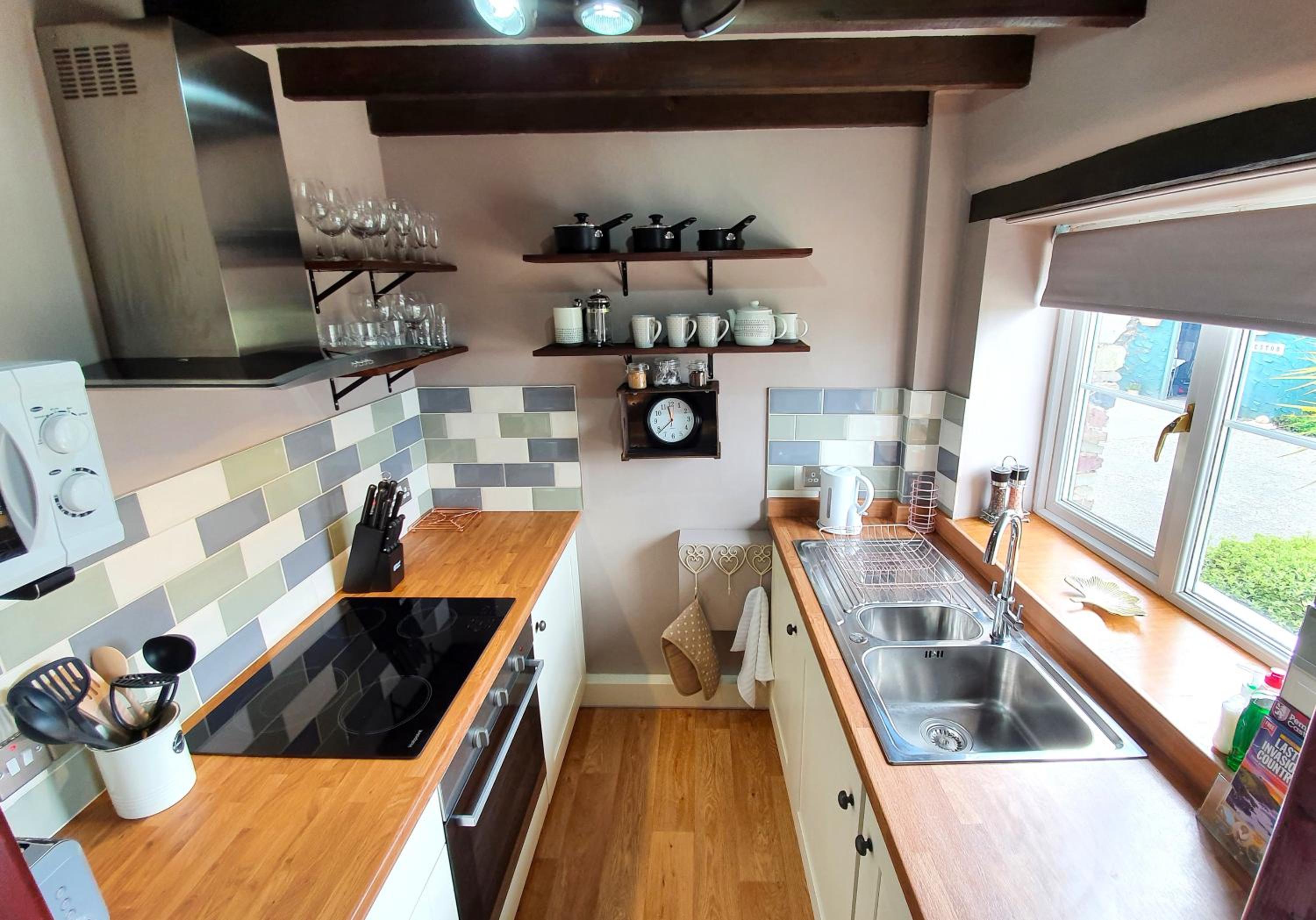 Two-Bedroom House photo 2