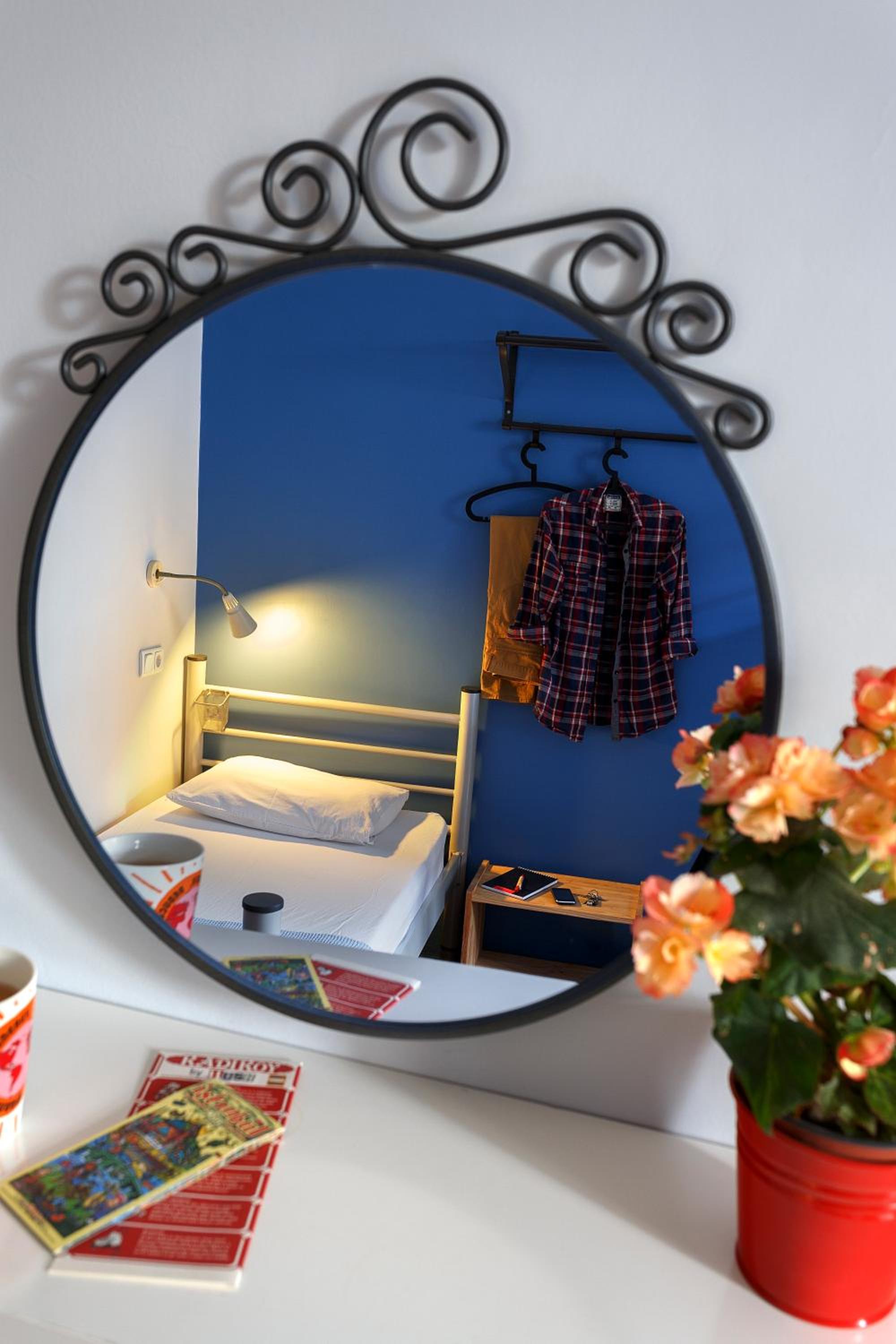 Bed In 4-Bed Mixed Dormitory Room photo 2