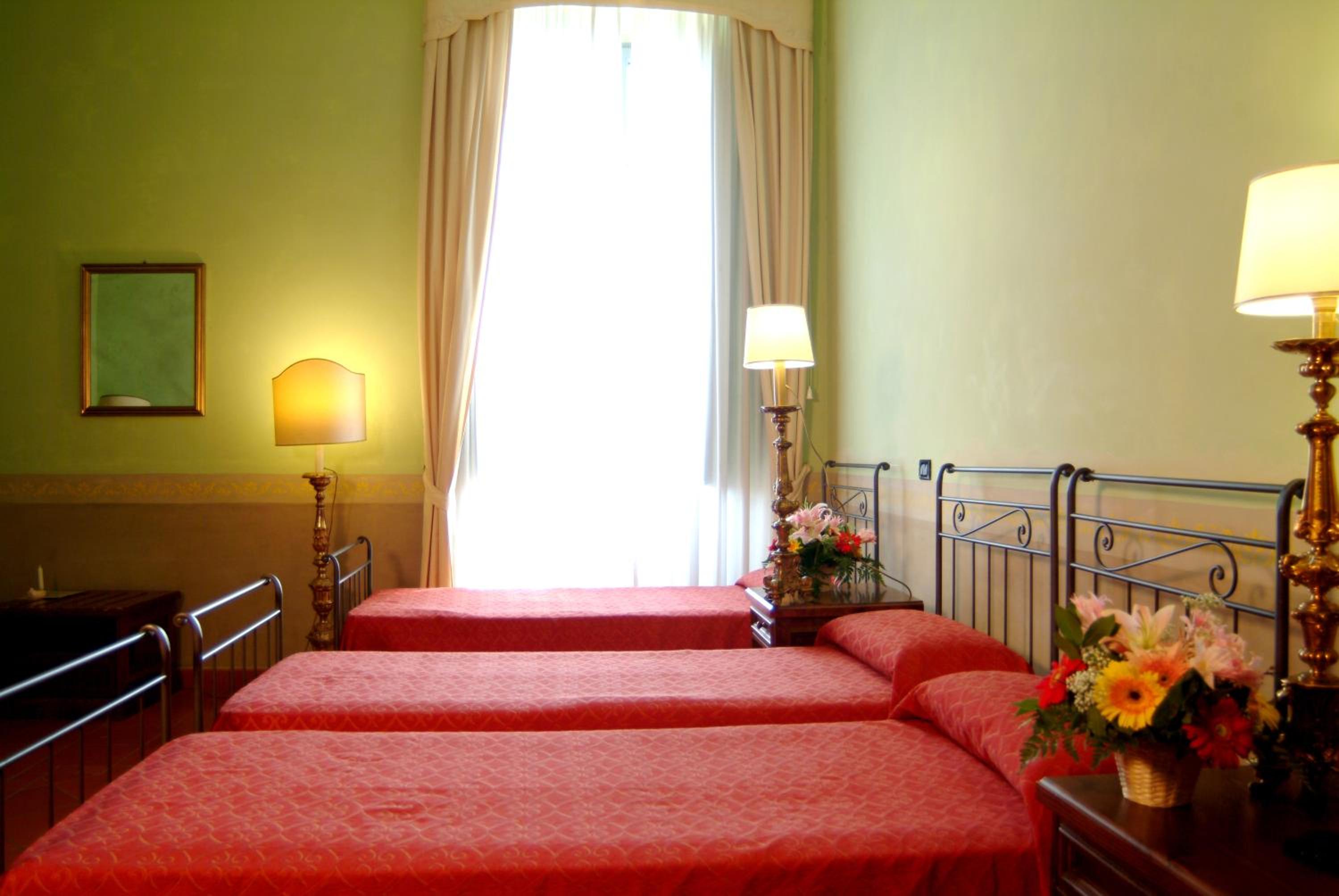 Triple Room photo 3