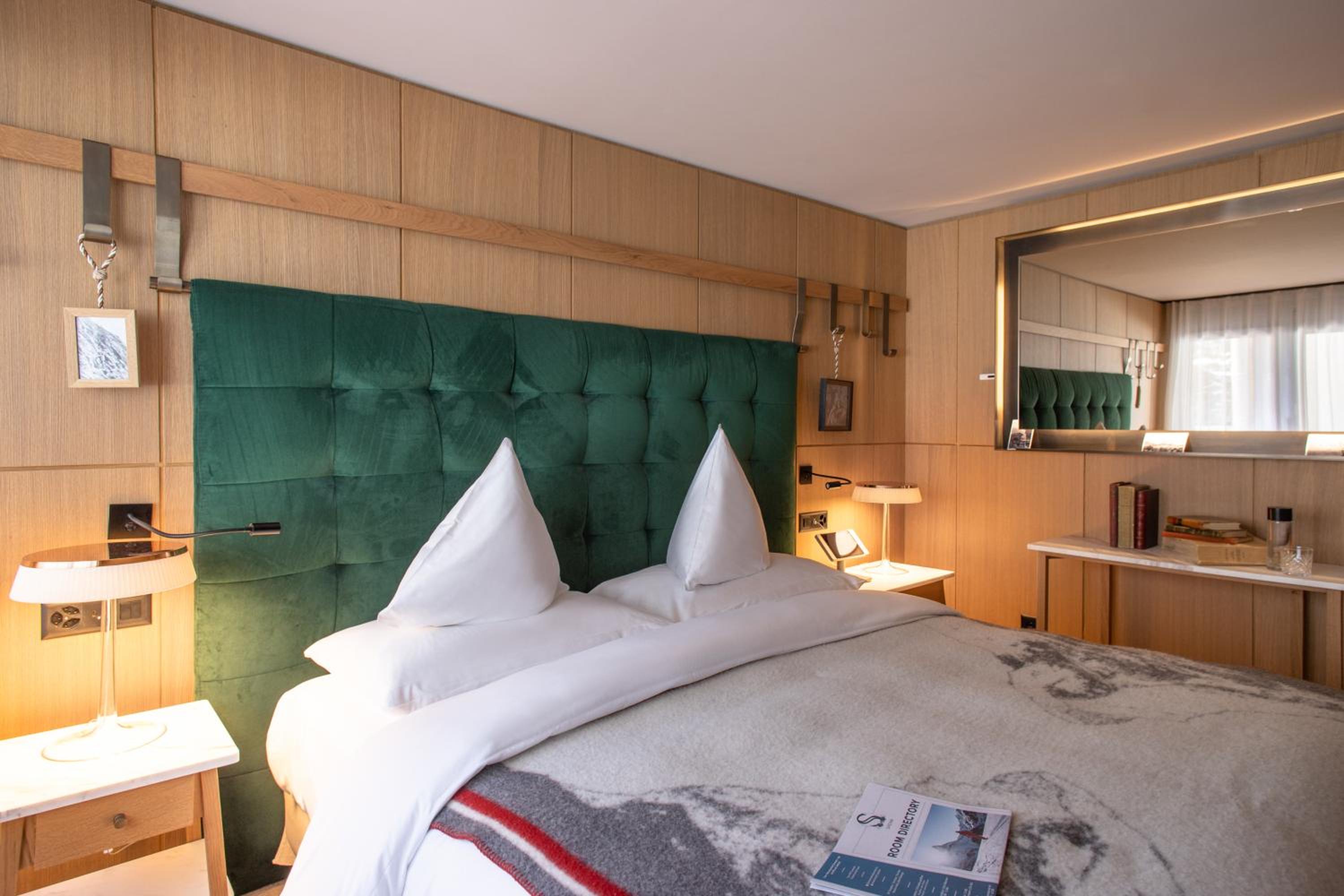 Available room