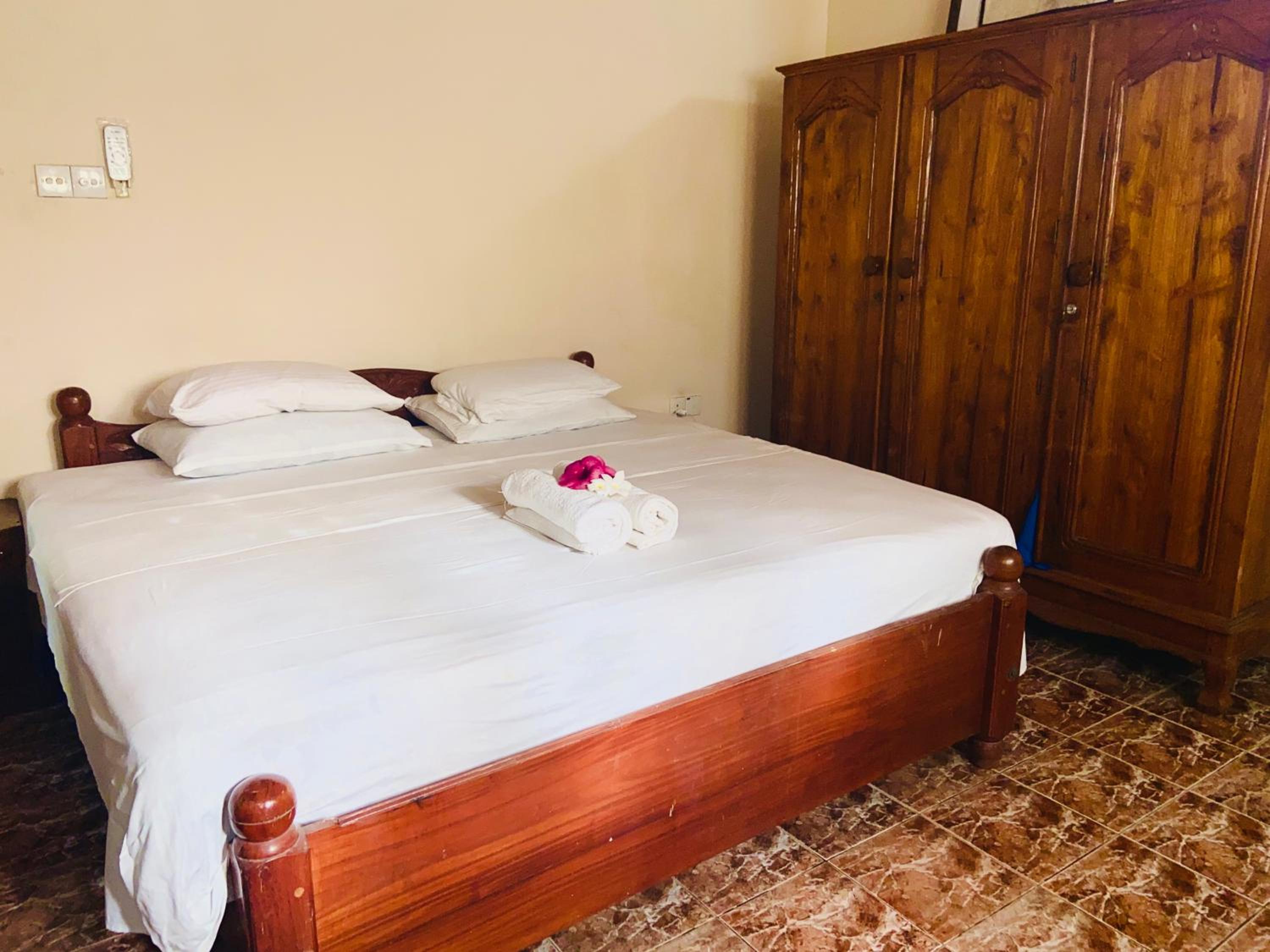 Double Room with Private Bathroom