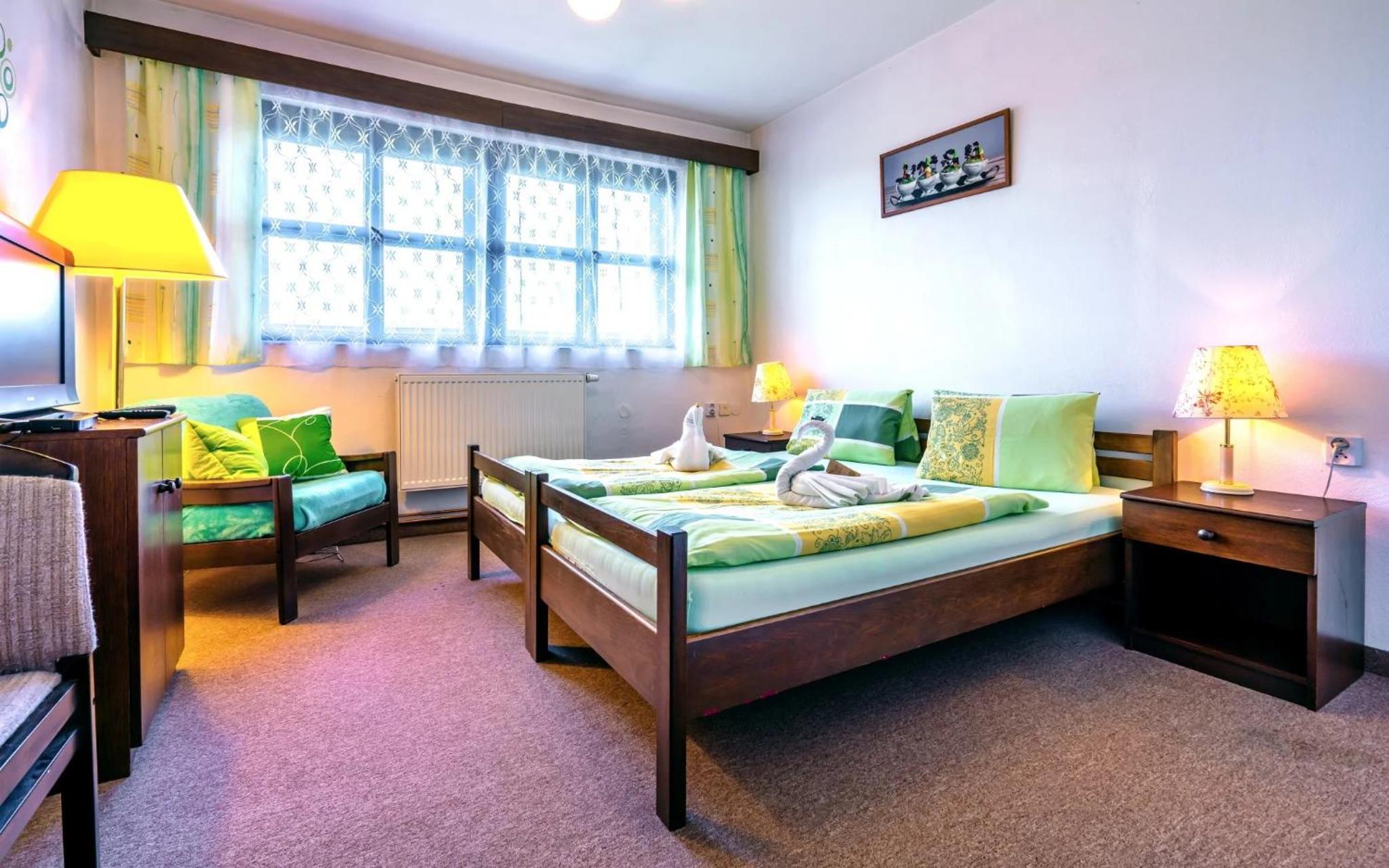 Standard Double Room - Photo 5