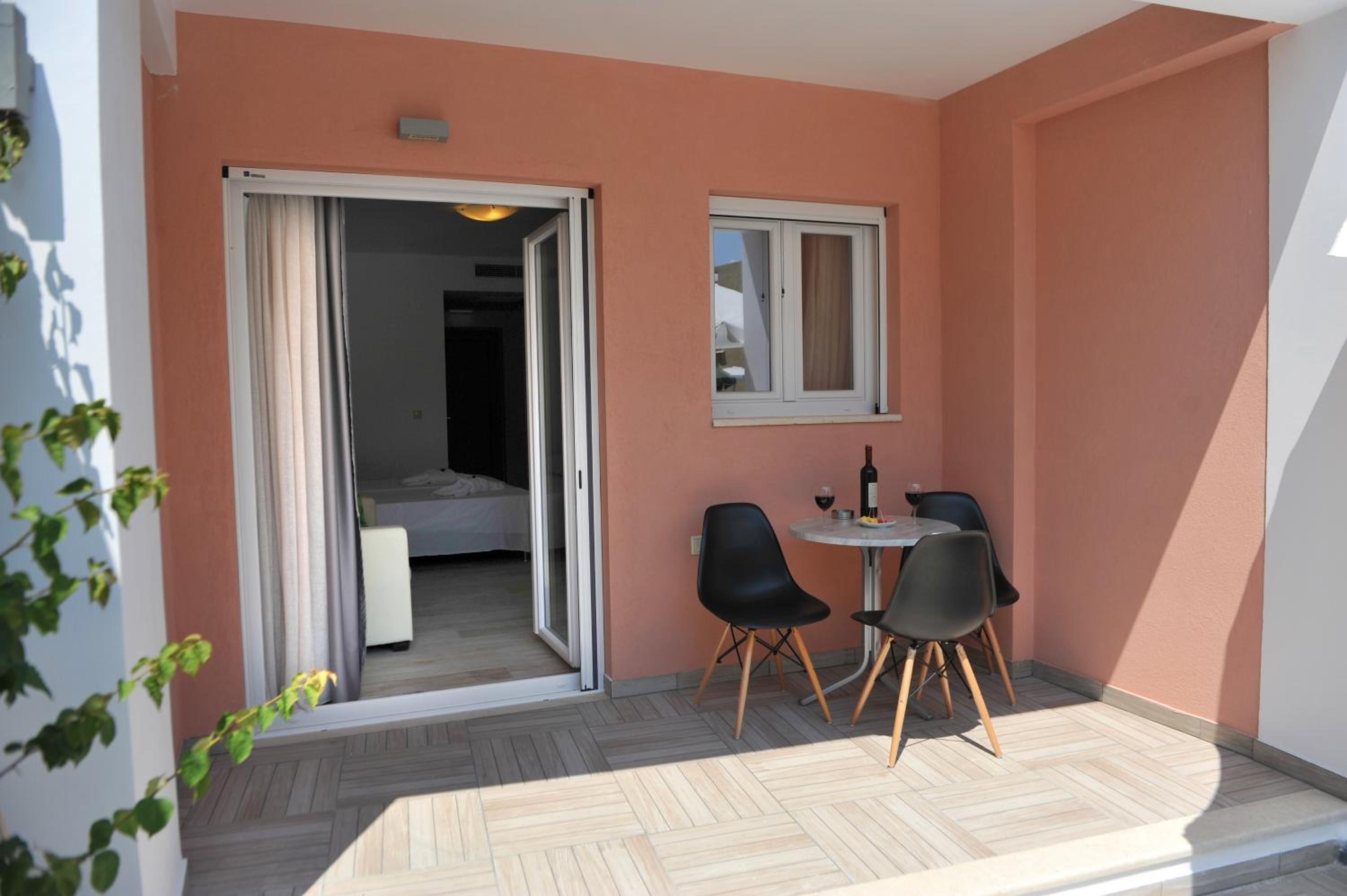 Aggelos Apartments & Deluxe Studios, Zdjęcie 3
