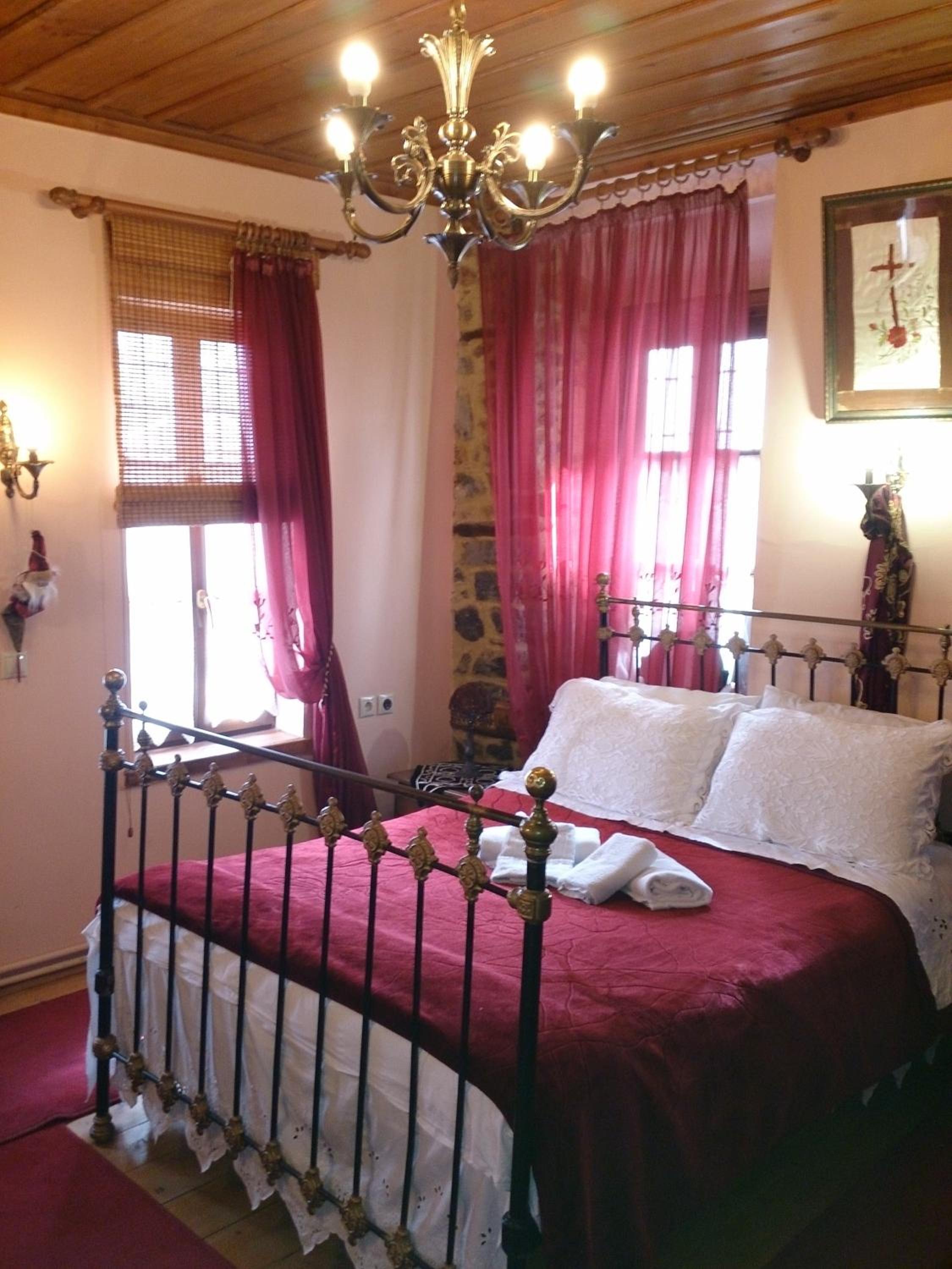 Maisonette photo 1
