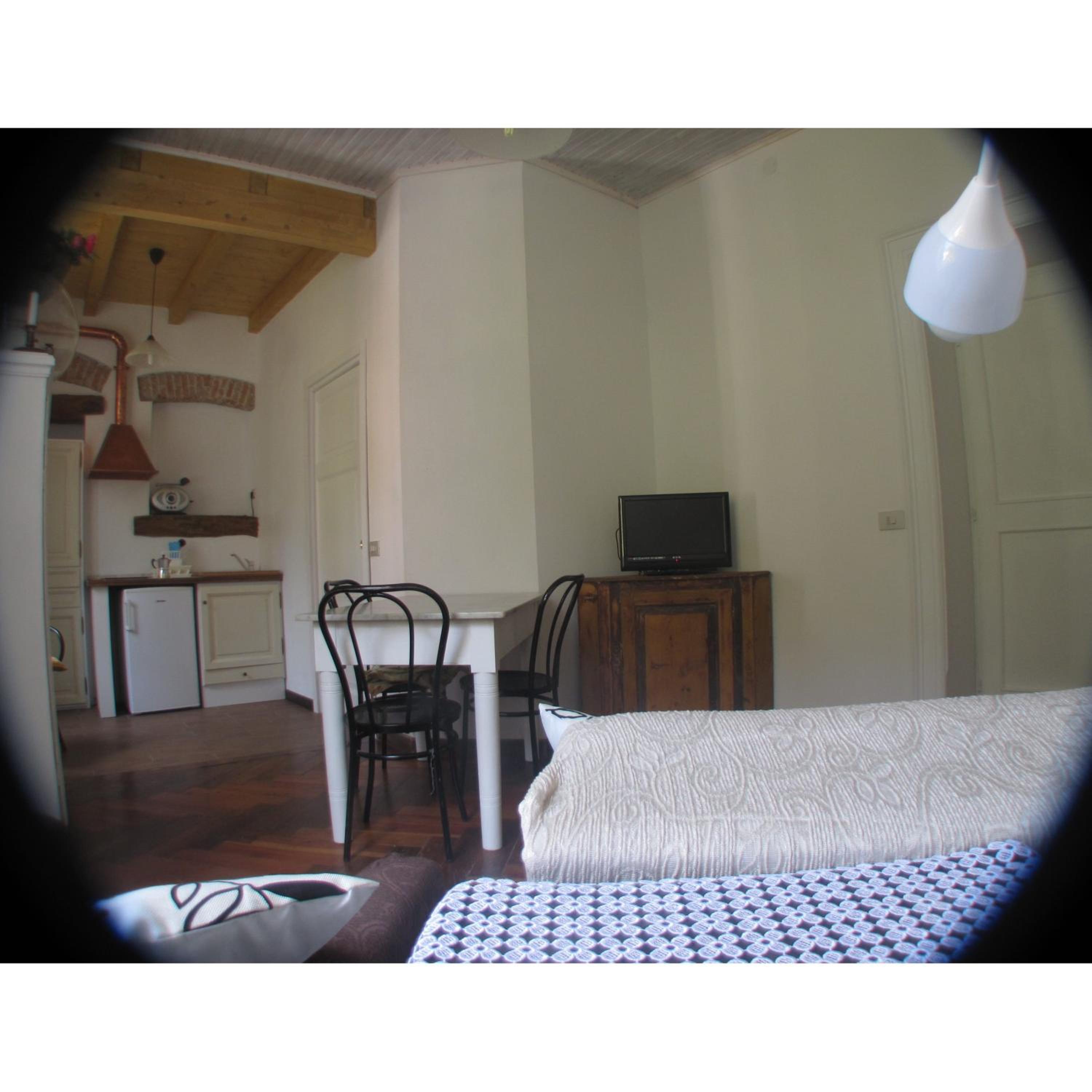 Two-Bedroom Apartment - Photo 21