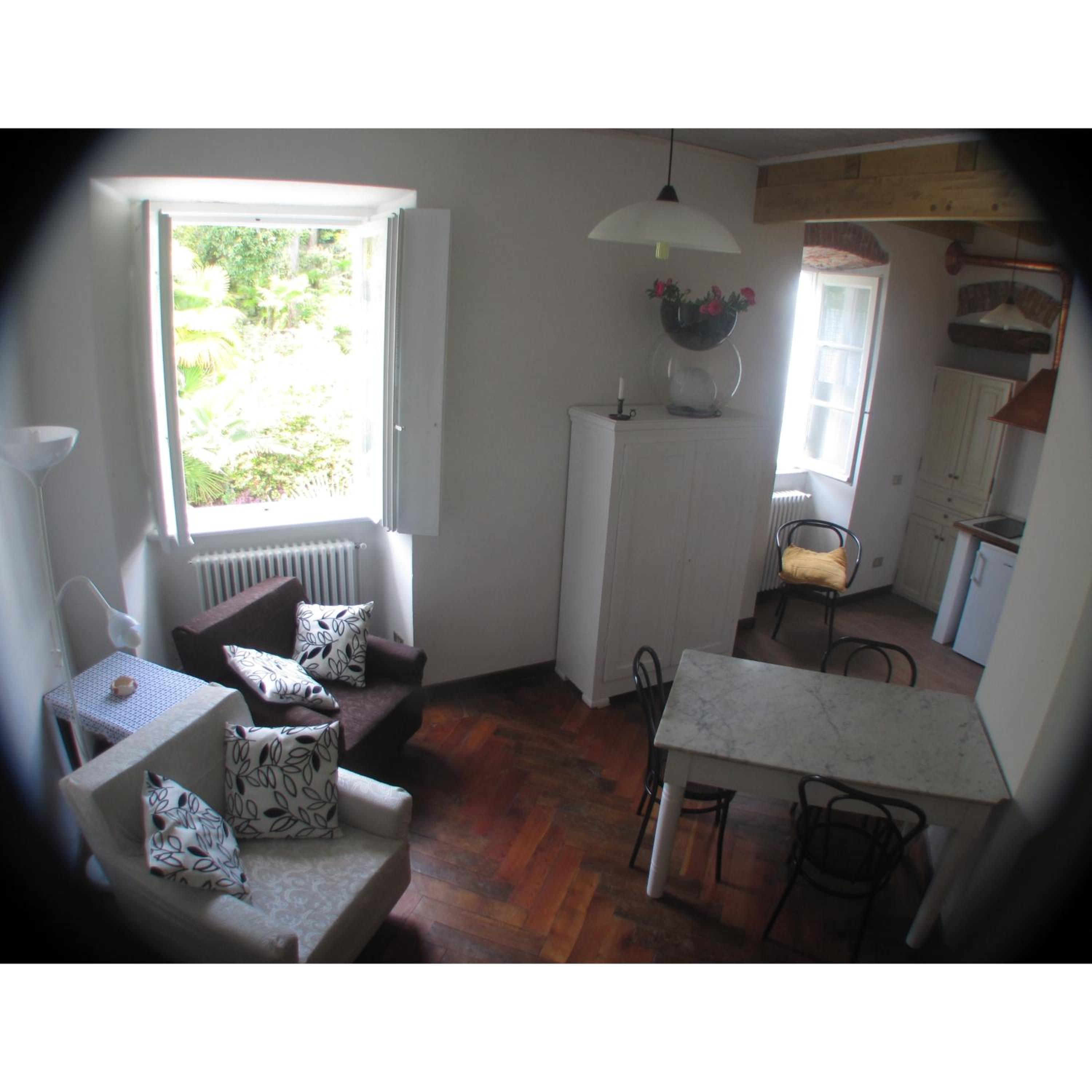 Two-Bedroom Apartment - Photo 8