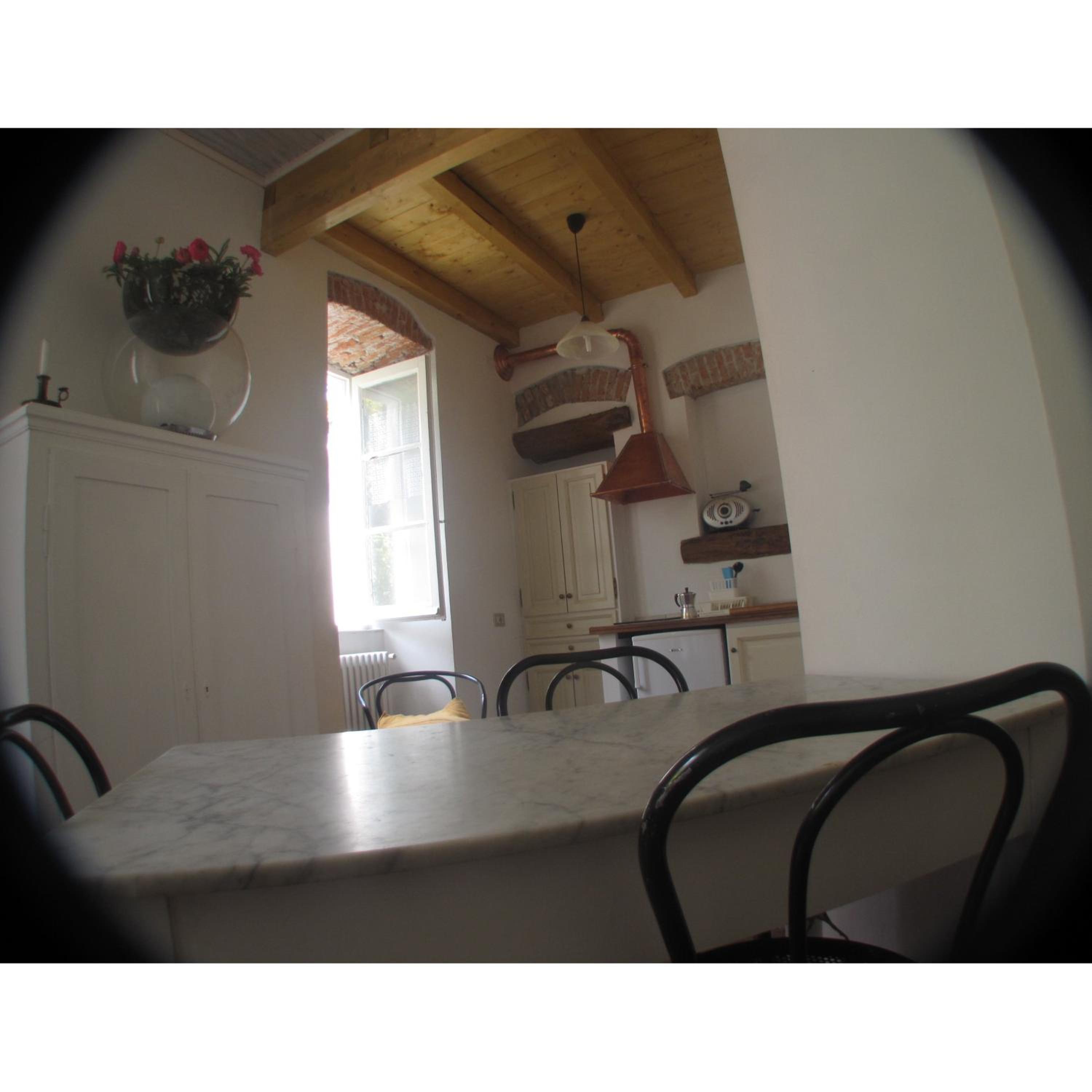 Two-Bedroom Apartment - Photo 7
