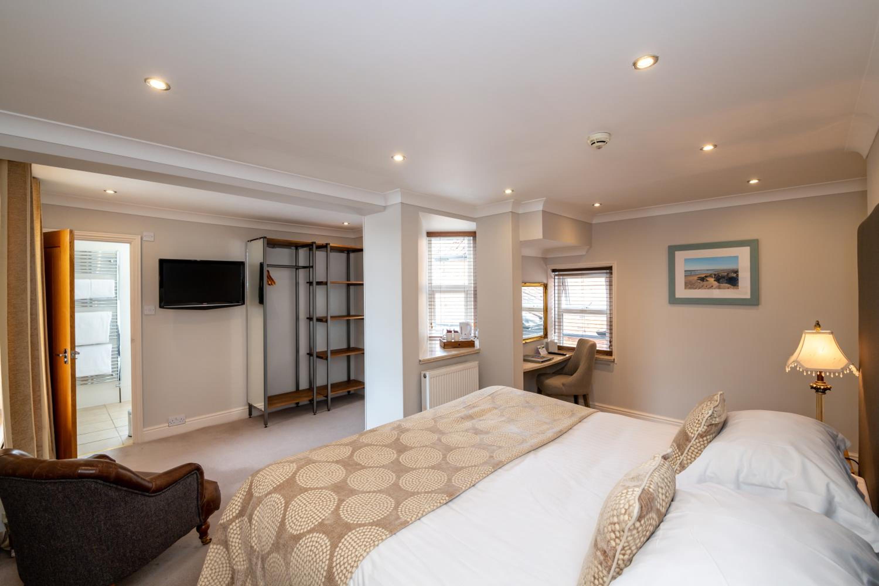 Superior King Room