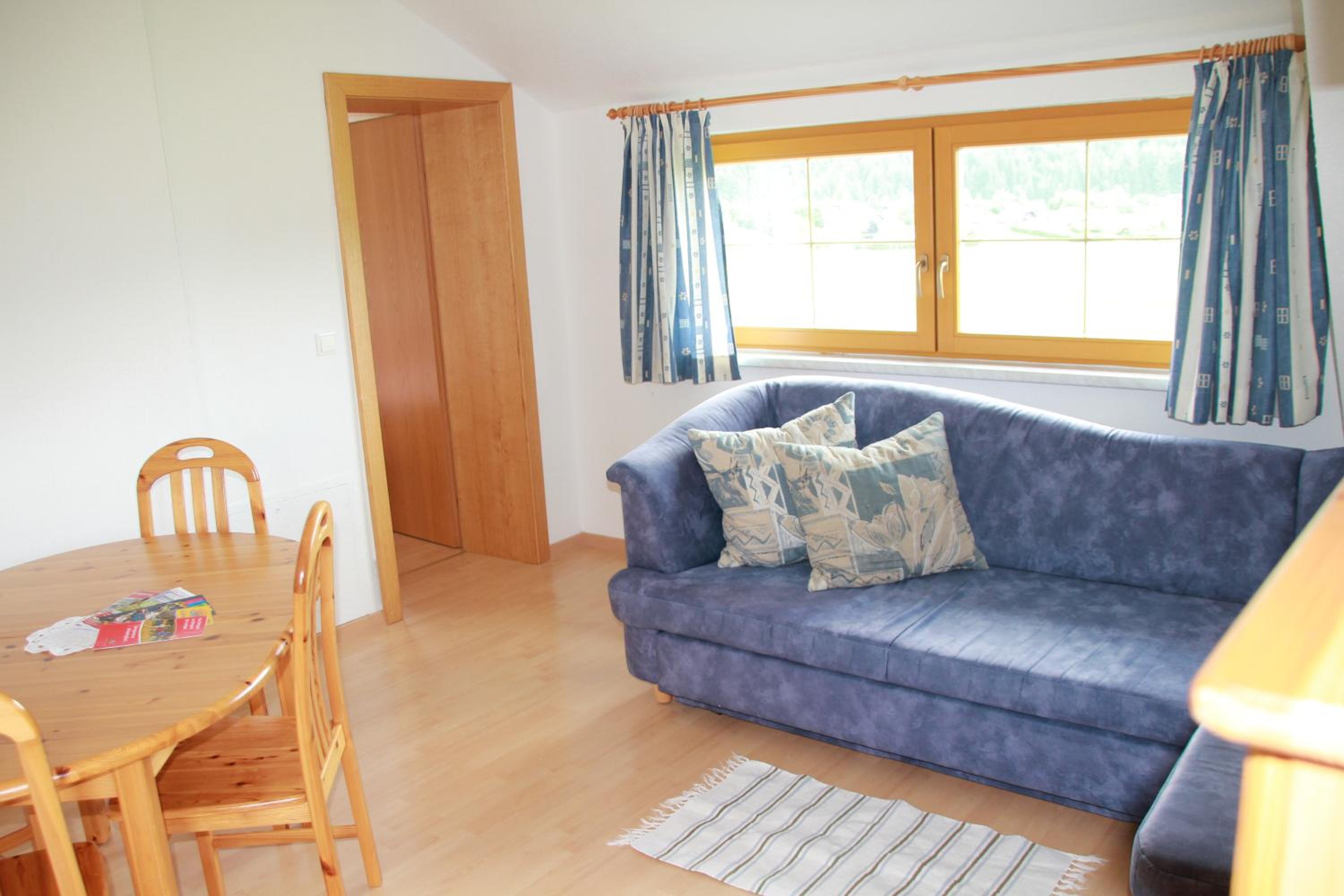 One-Bedroom Apartment with Balcony photo 3