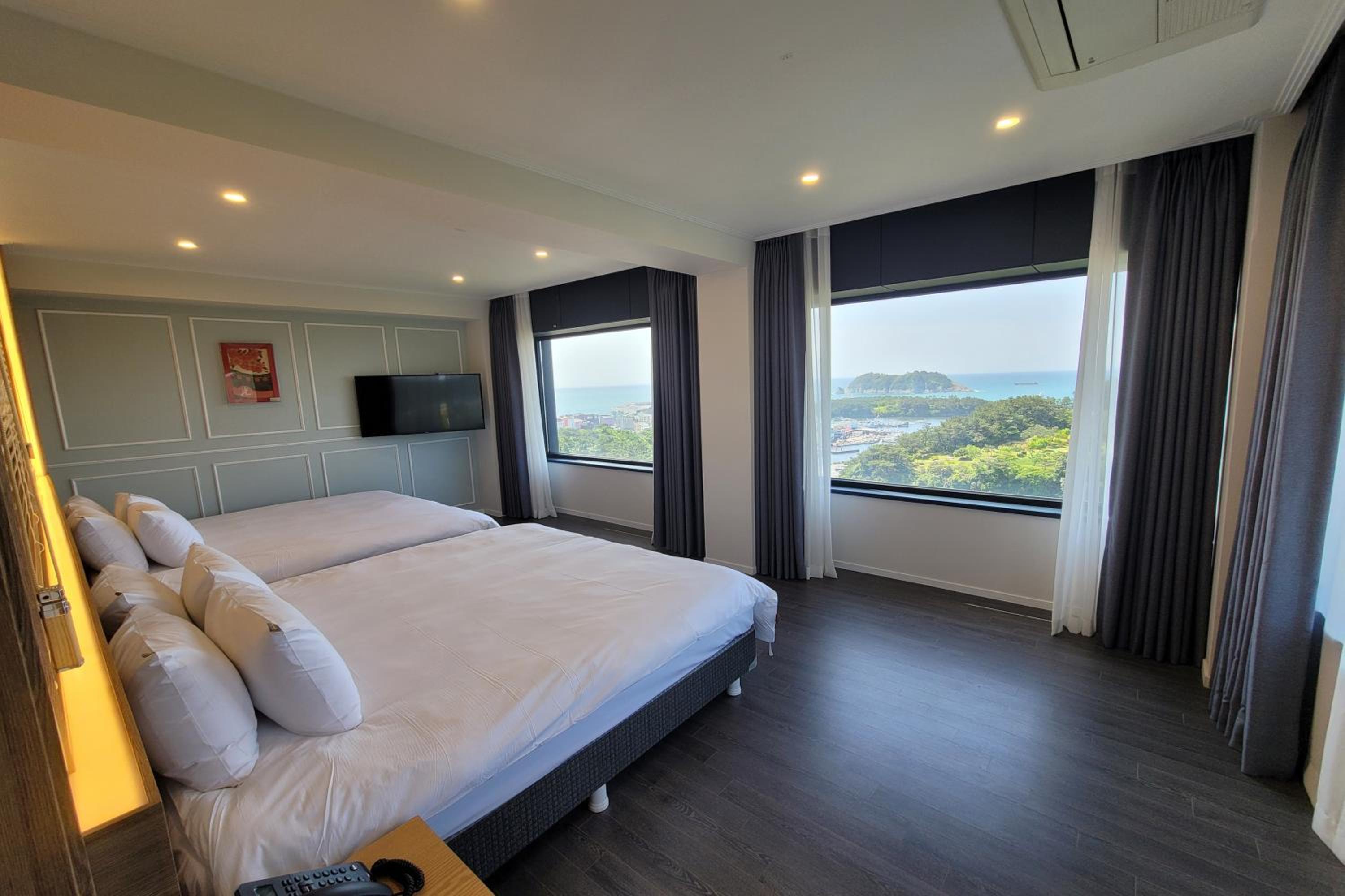 Casaloma Suite with Ocean View - Photo 3