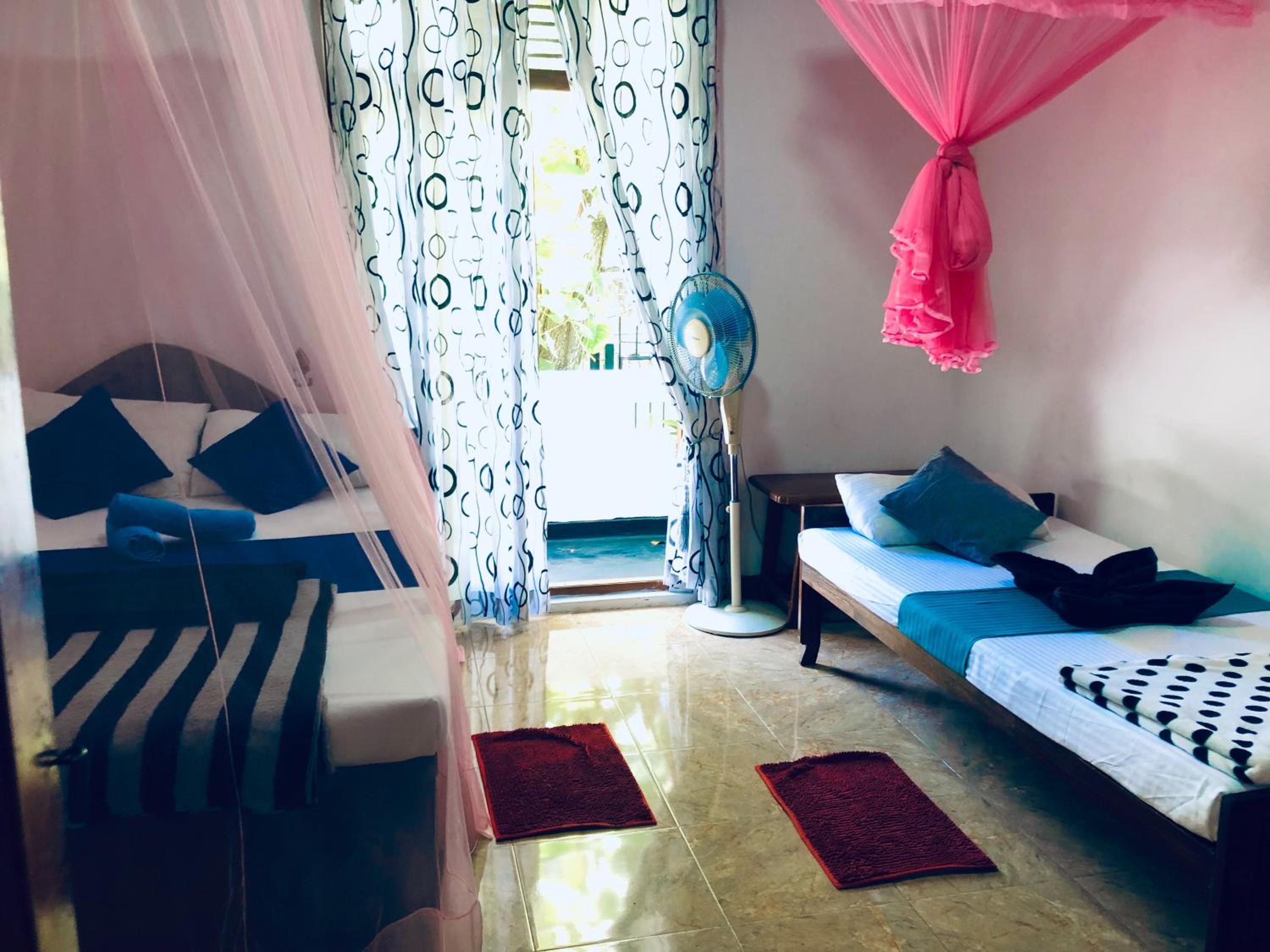 Standard Double Room - Photo 24