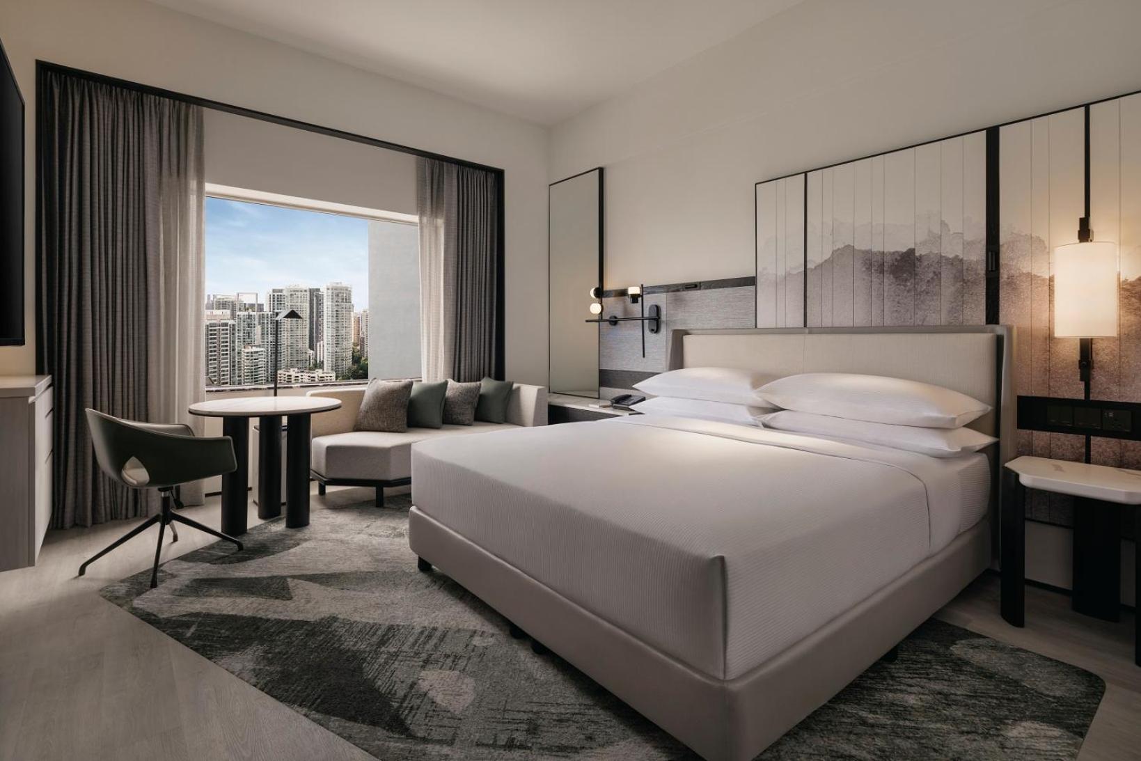King Hilton Room