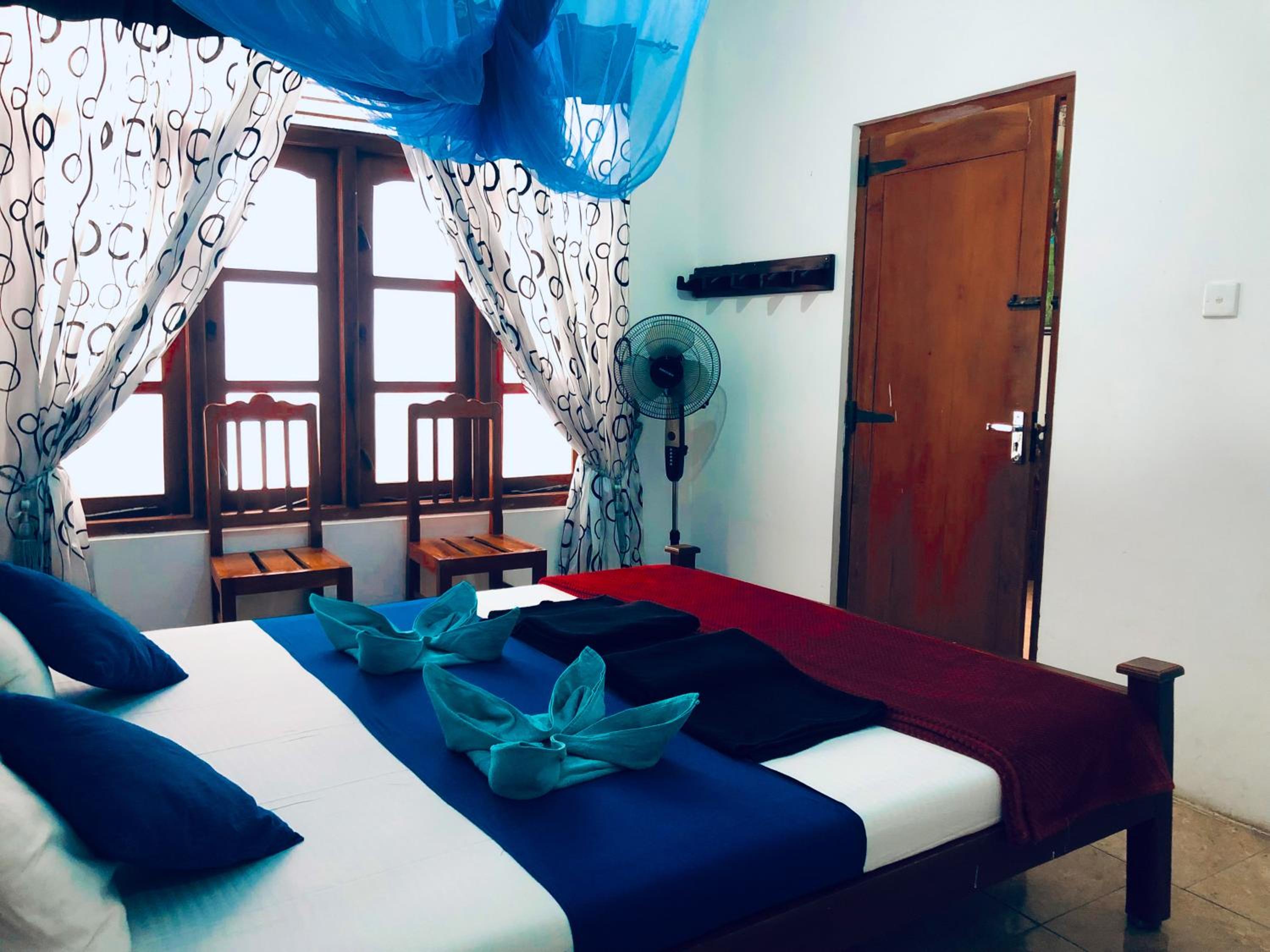 Standard Double Room - Photo 7