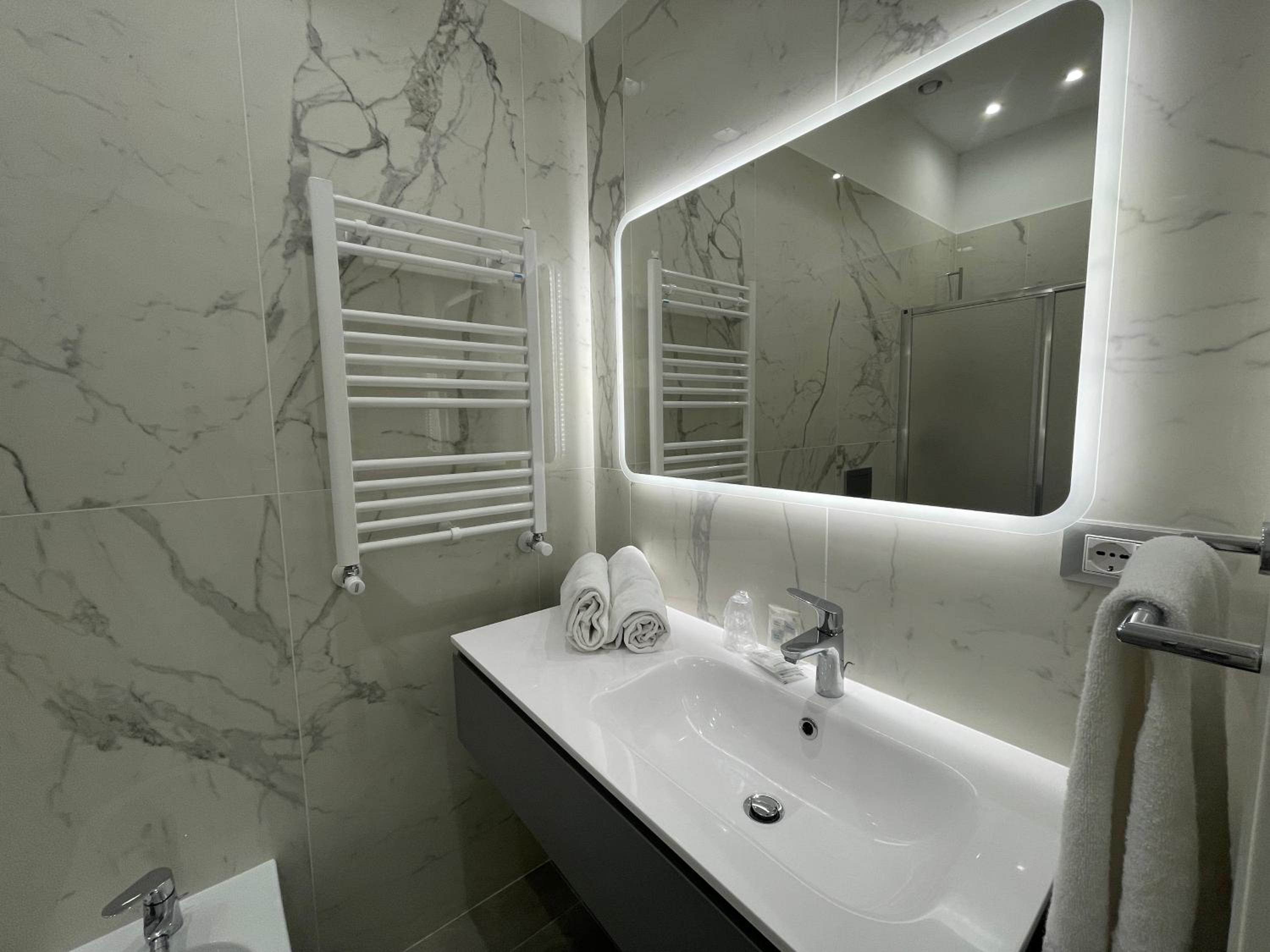 Small Double Room photo 3