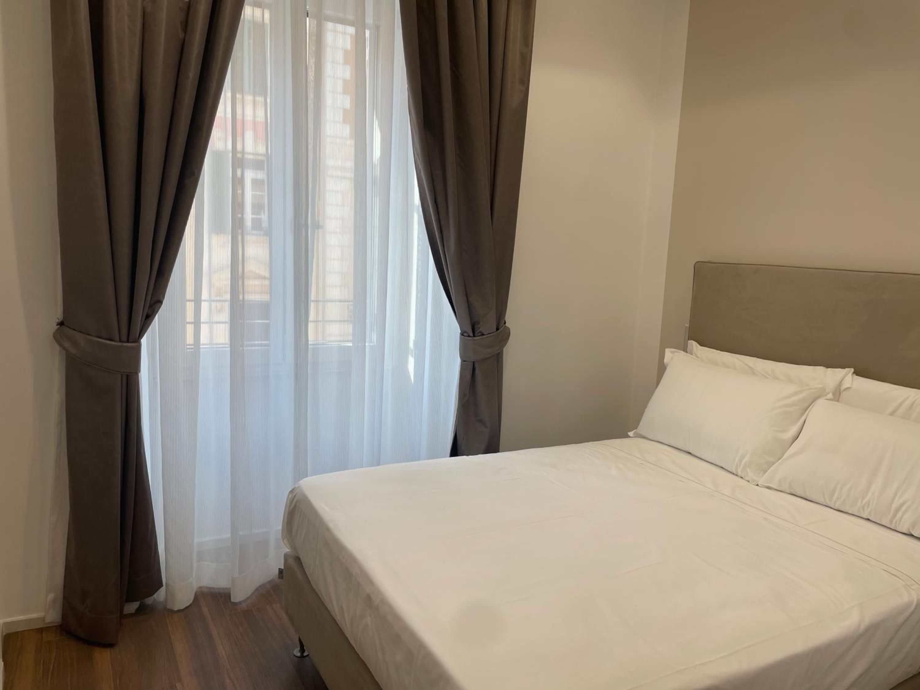 Small Double Room photo 2