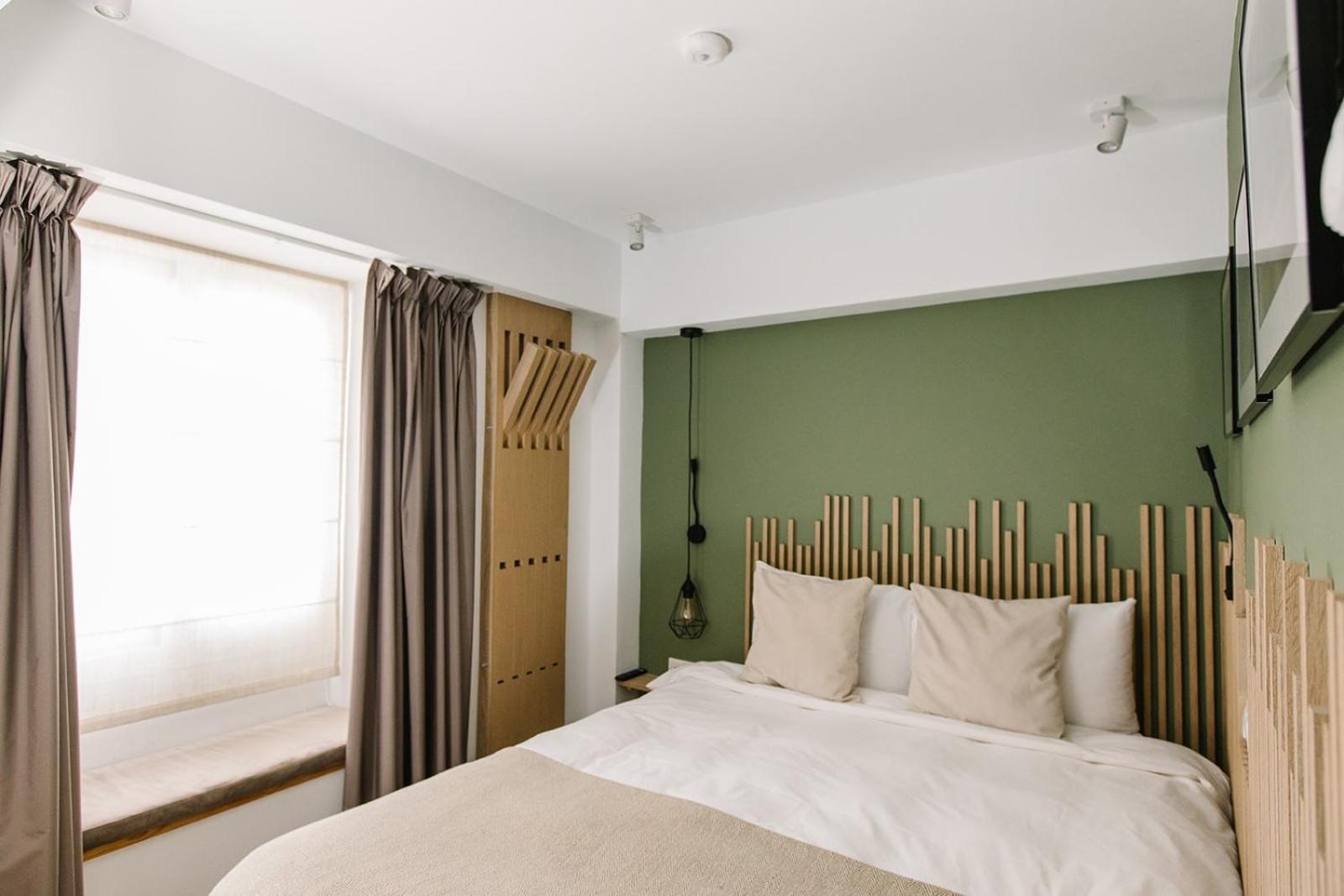 Standard Double Room - Photo 6