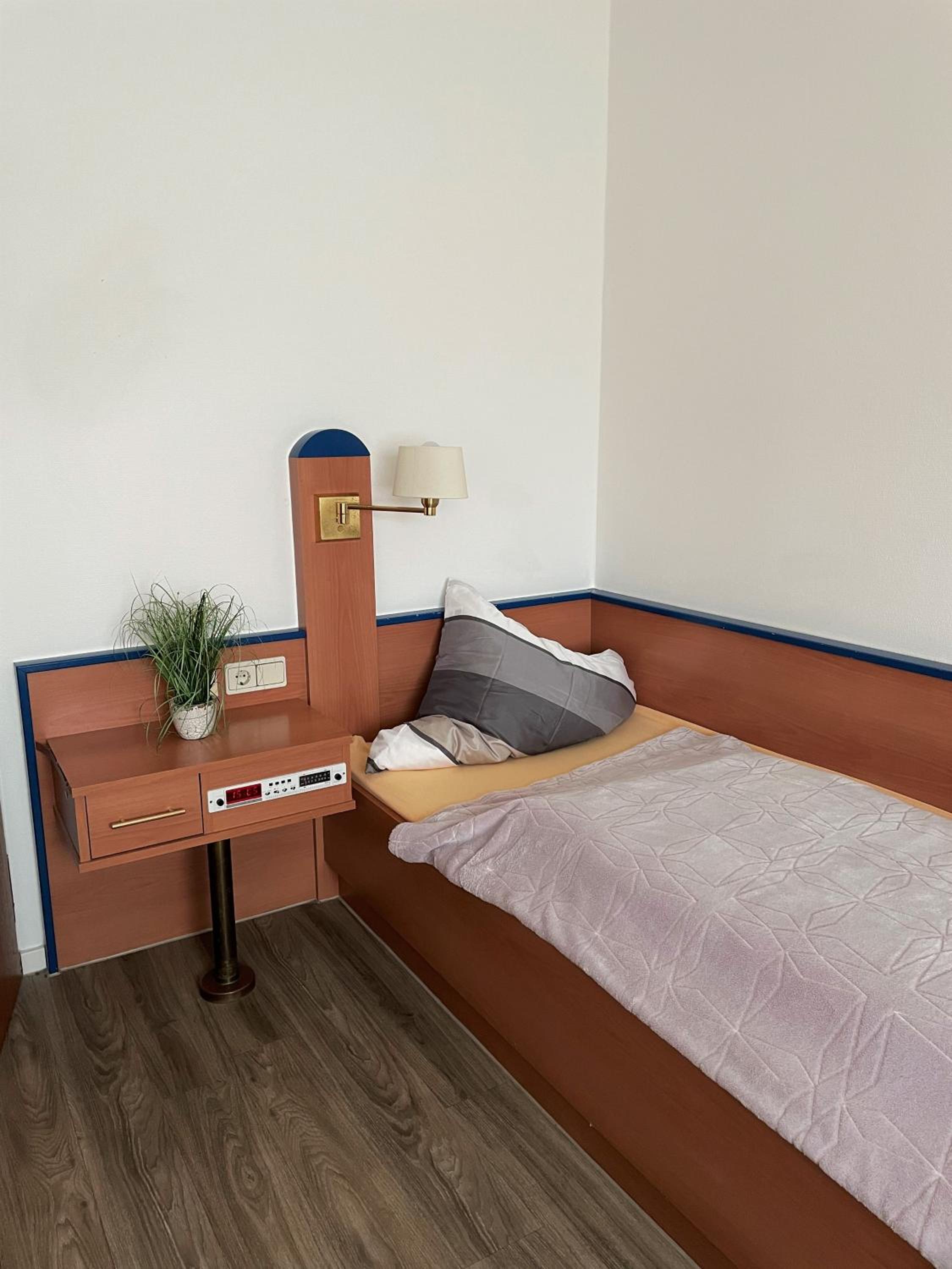 Single Room photo 3