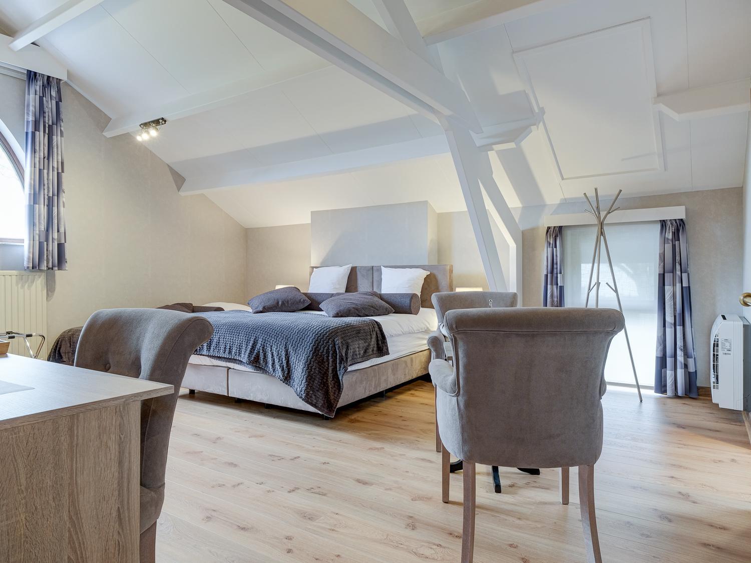Deluxe Double Or Twin Room With Garden View photo 3