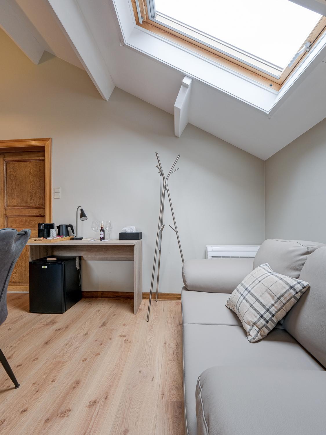 Deluxe Family Room With Garden View photo 3