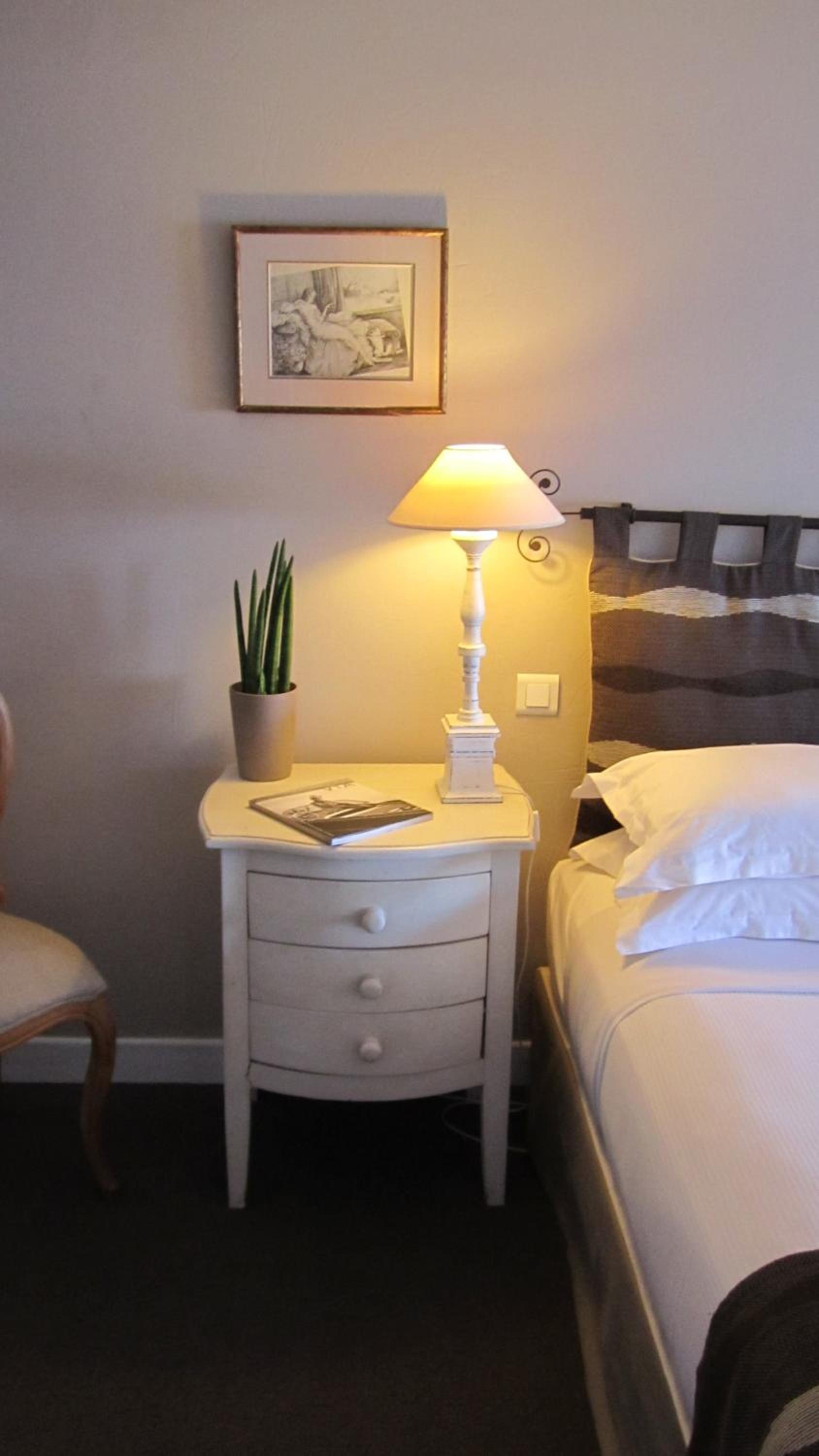 Deluxe Suite with Terrace and Sea View  - Photo 1