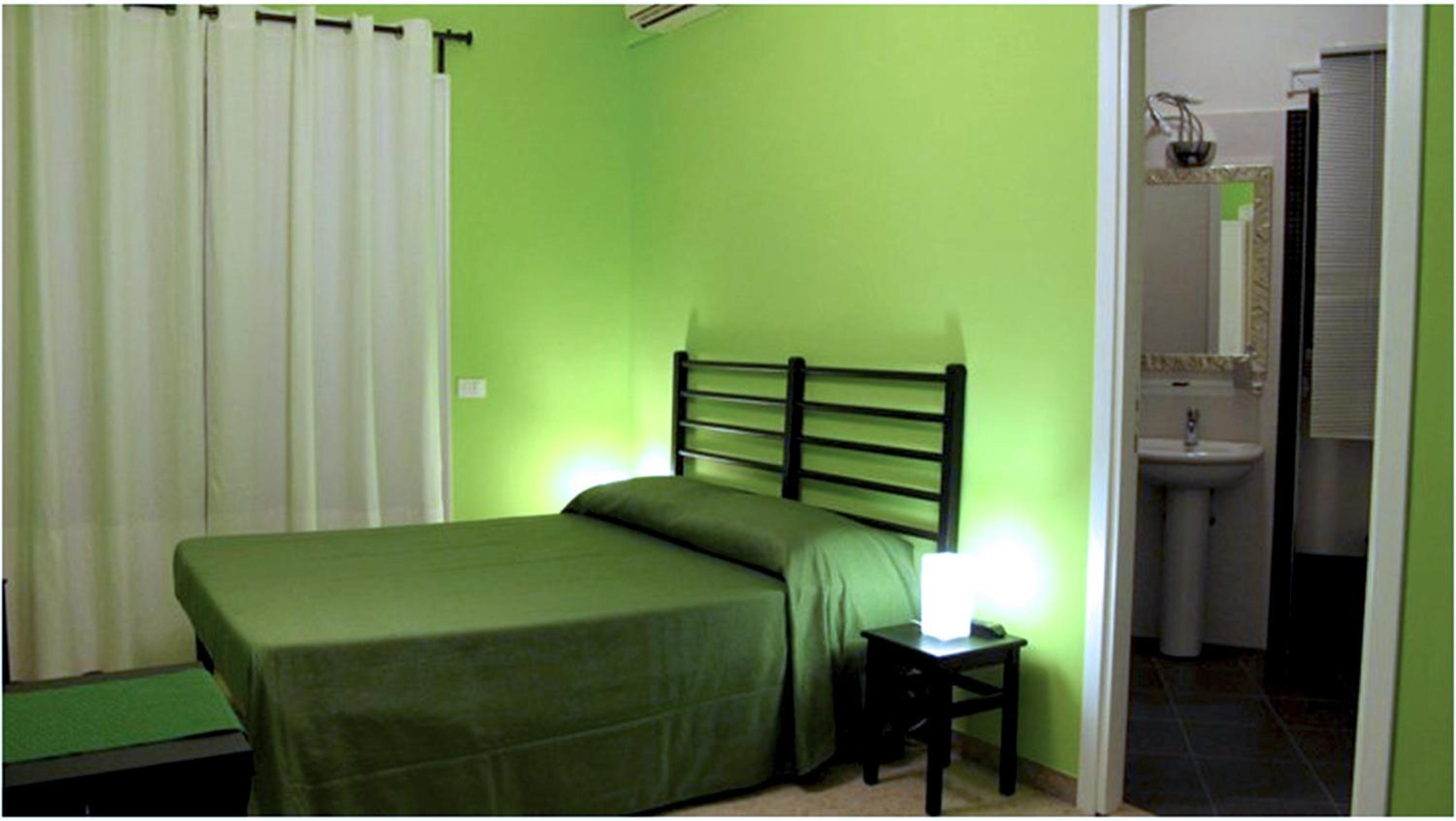 Double Room with Balcony photo 2