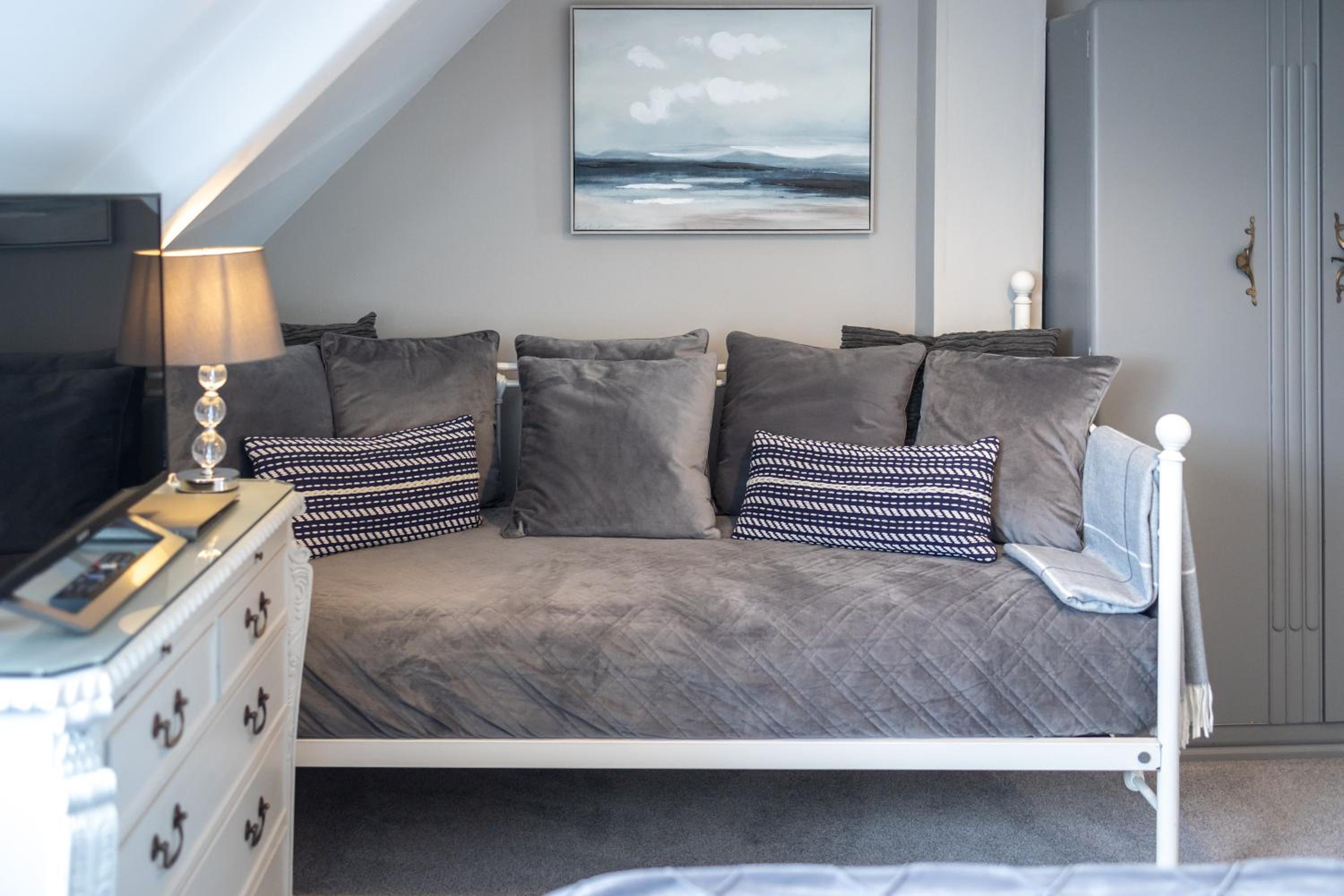 Superior Triple Room with Sea View photo 3