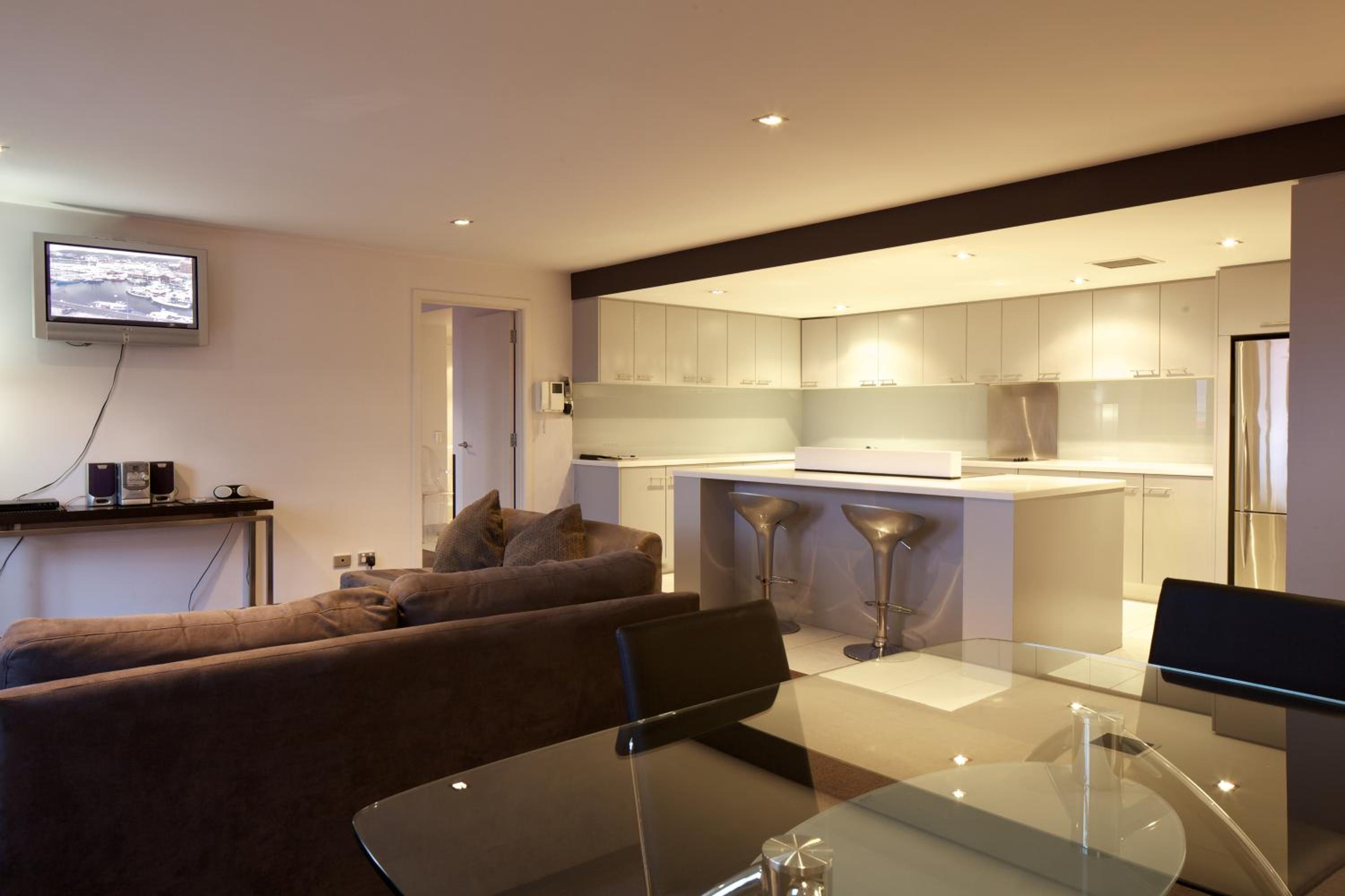 Two-Bedroom Apartment thumbnail 5