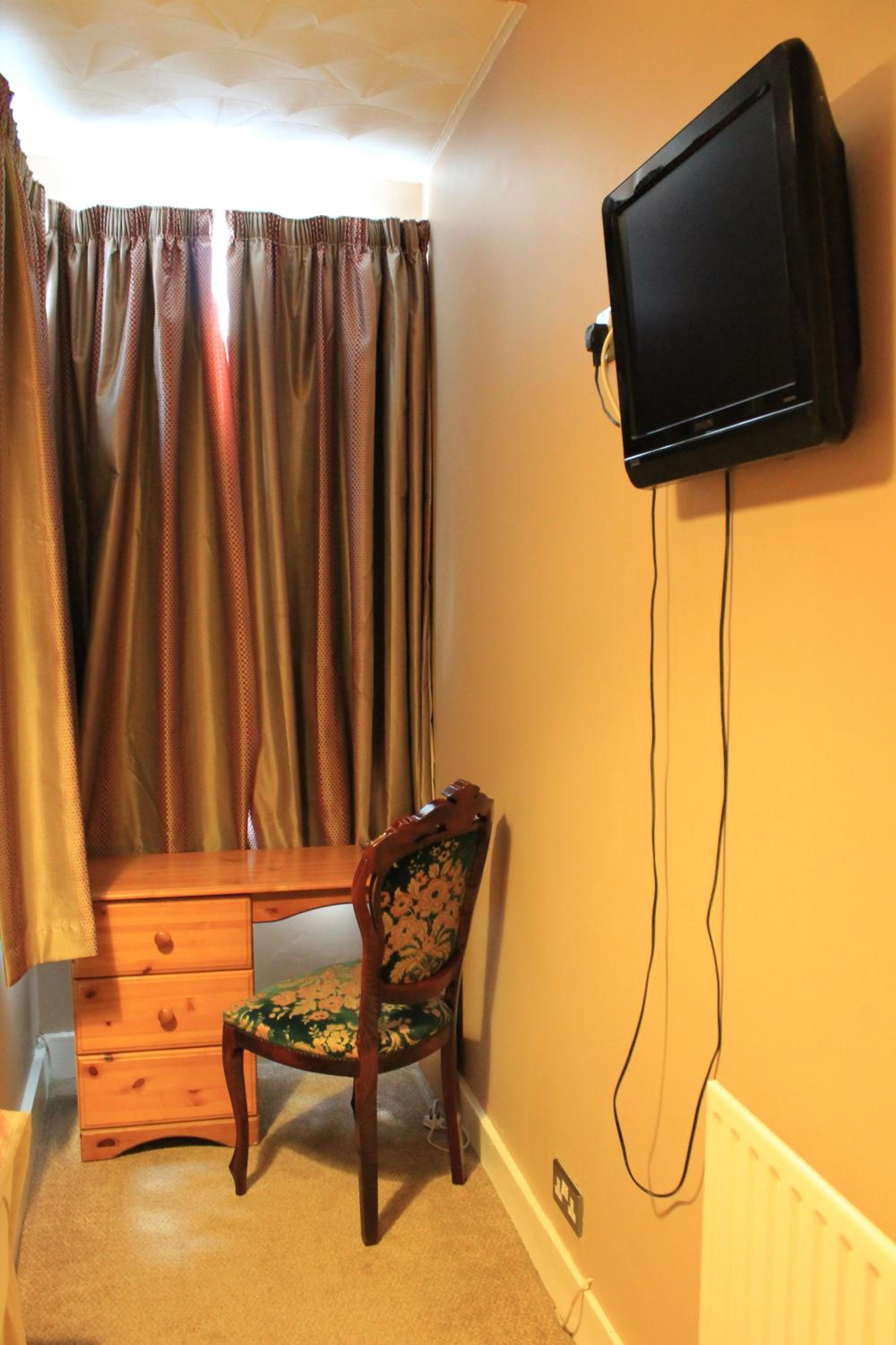 Triple Room - Photo 6