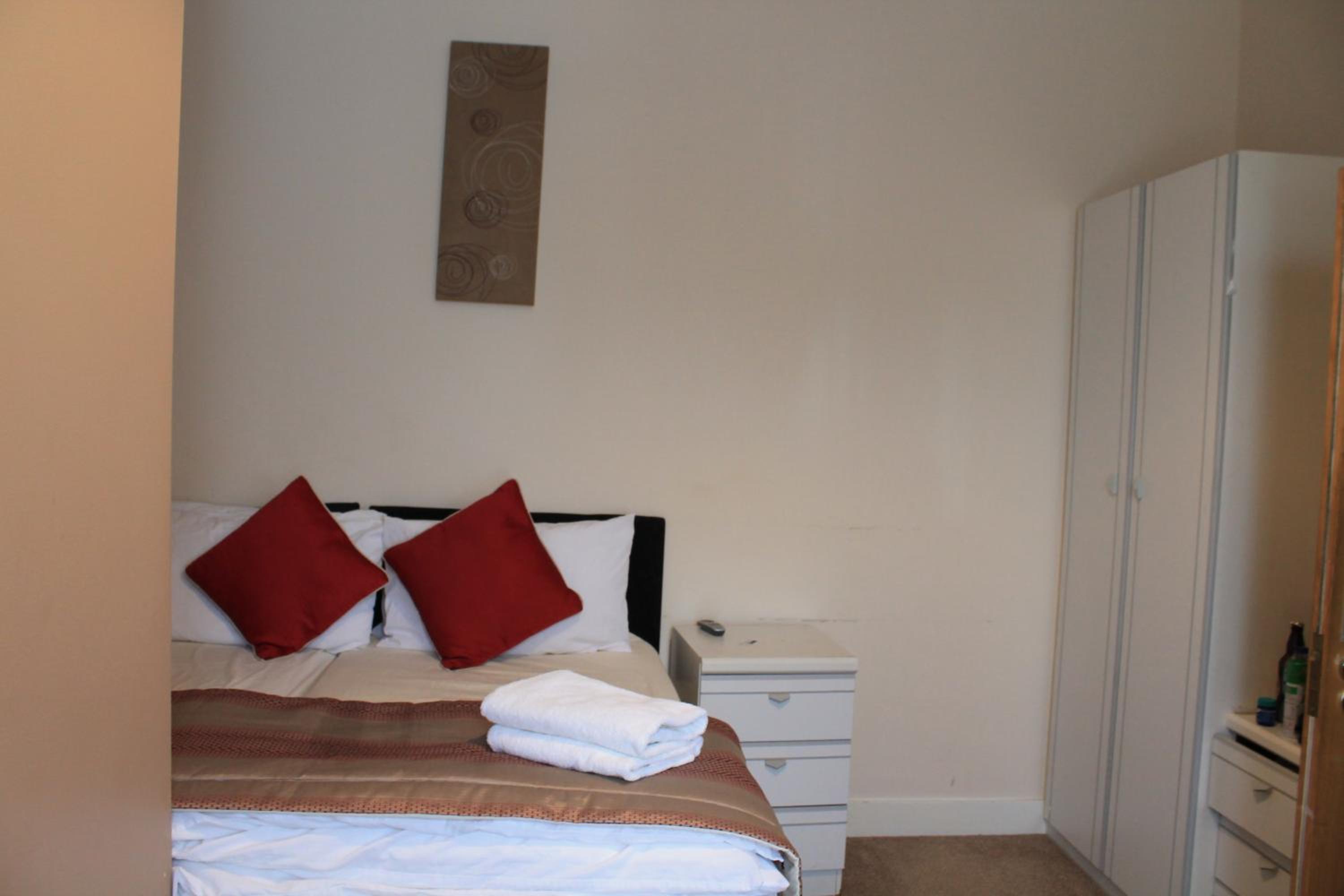 Triple Room - Photo 9