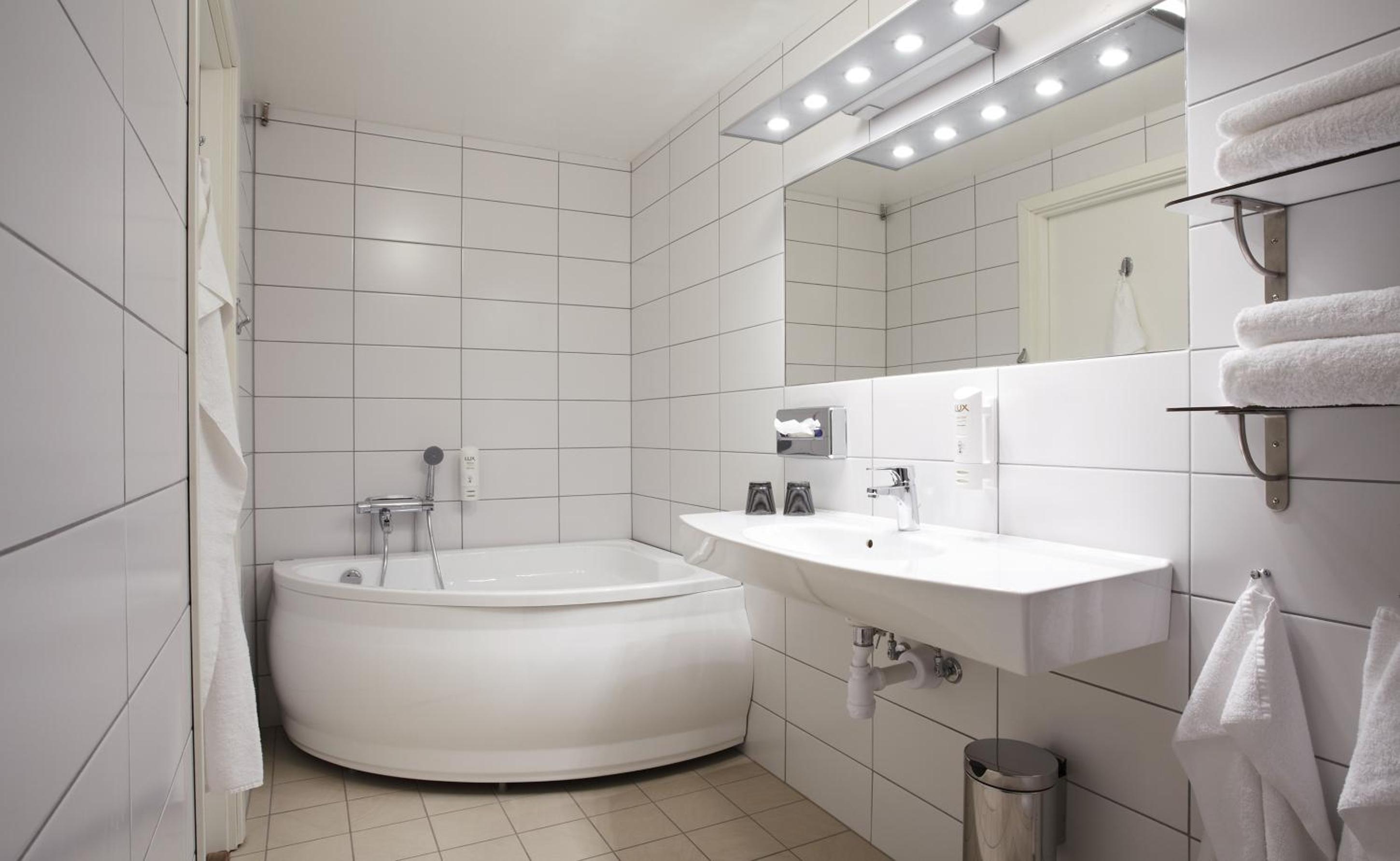 Superior Double/Twin Room photo 2