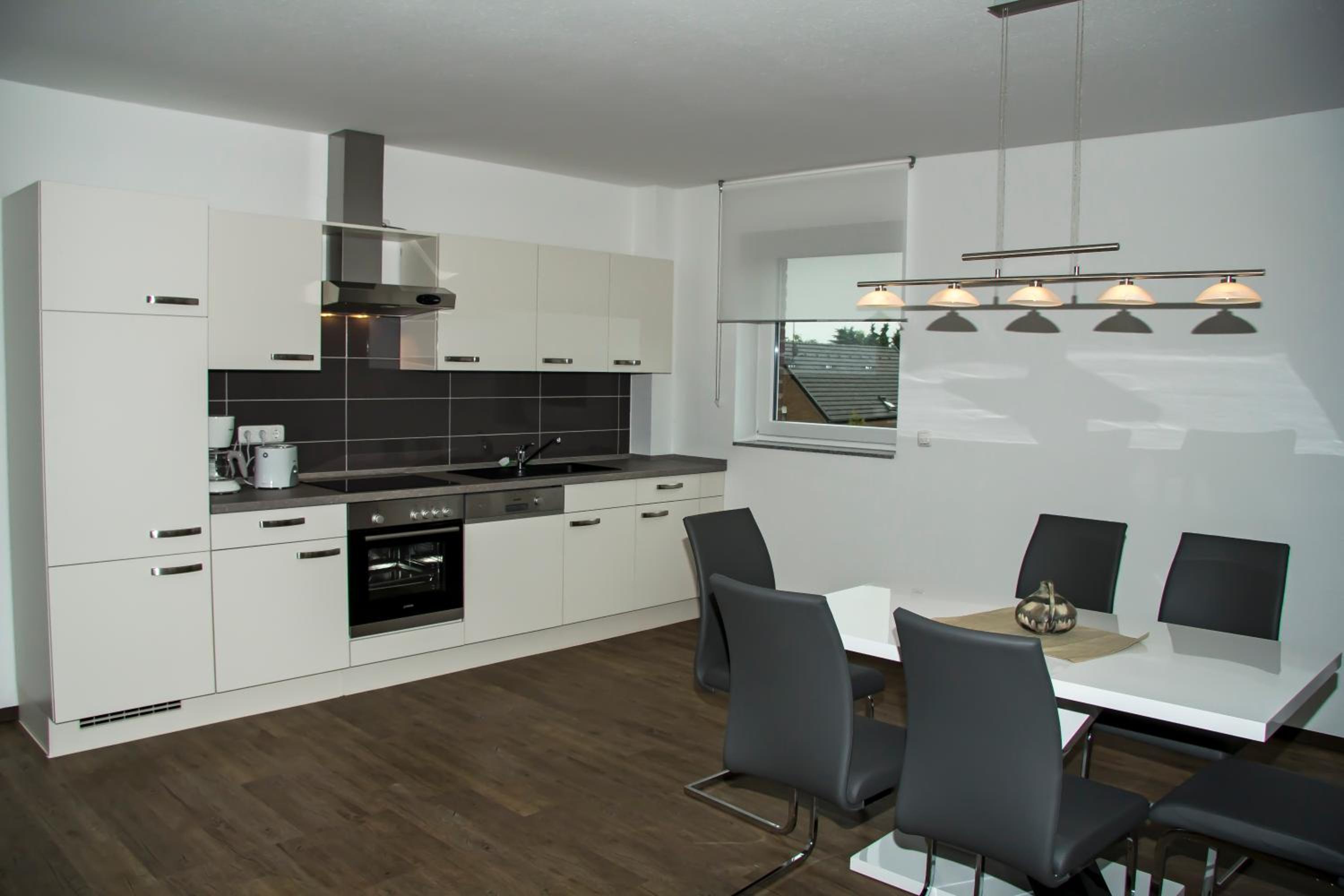 Two-Bedroom Apartment - Ground Floor  - Photo 2