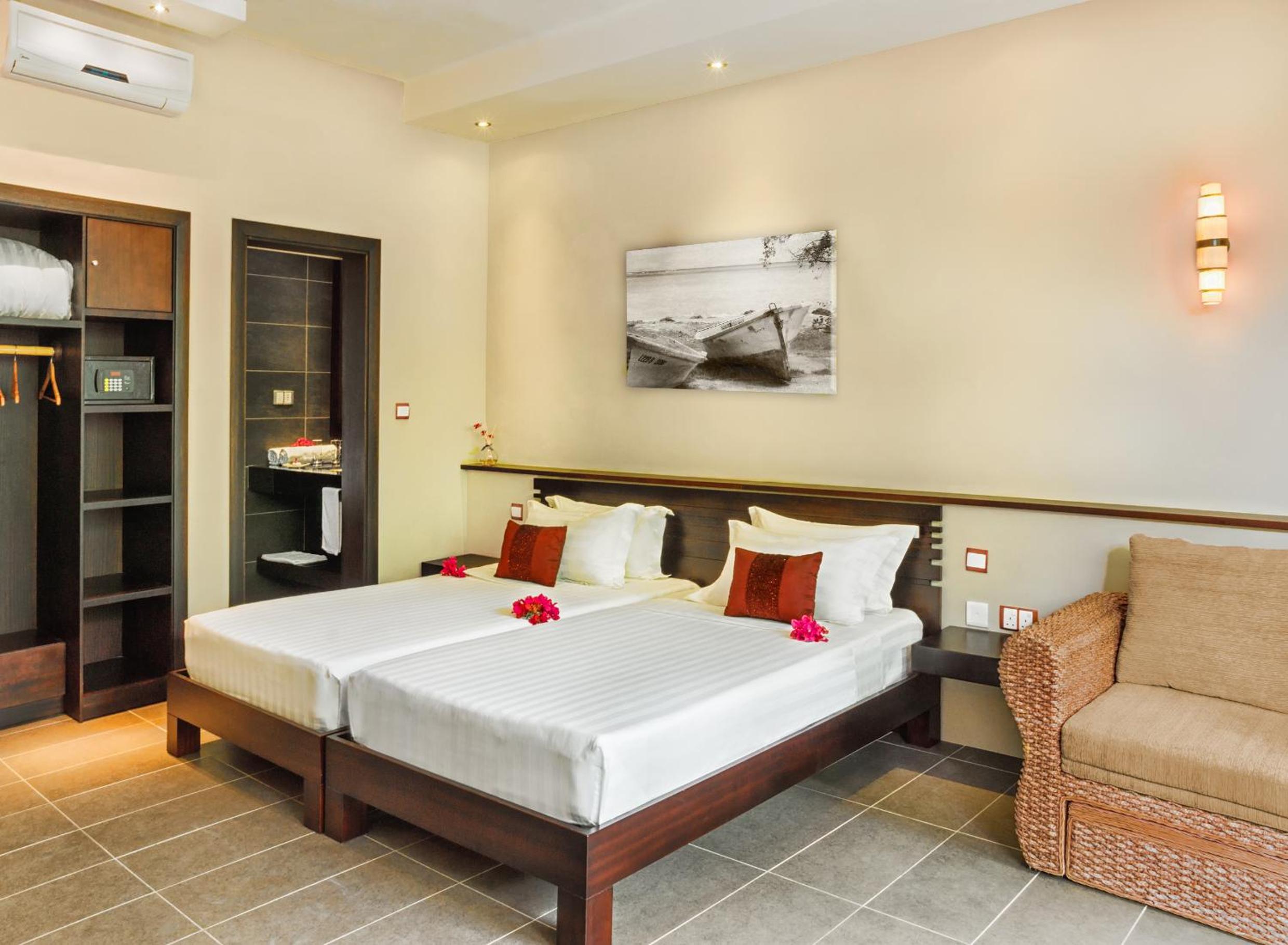 Twin Room with Kitchenette