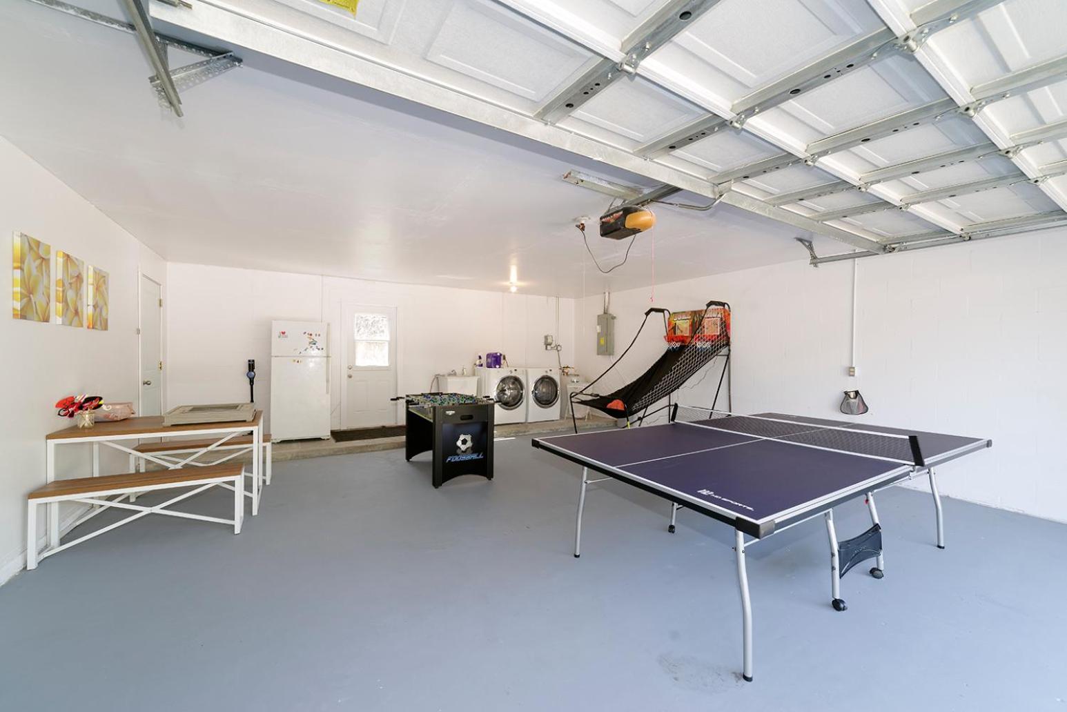 Two-Bedroom House - Photo 28