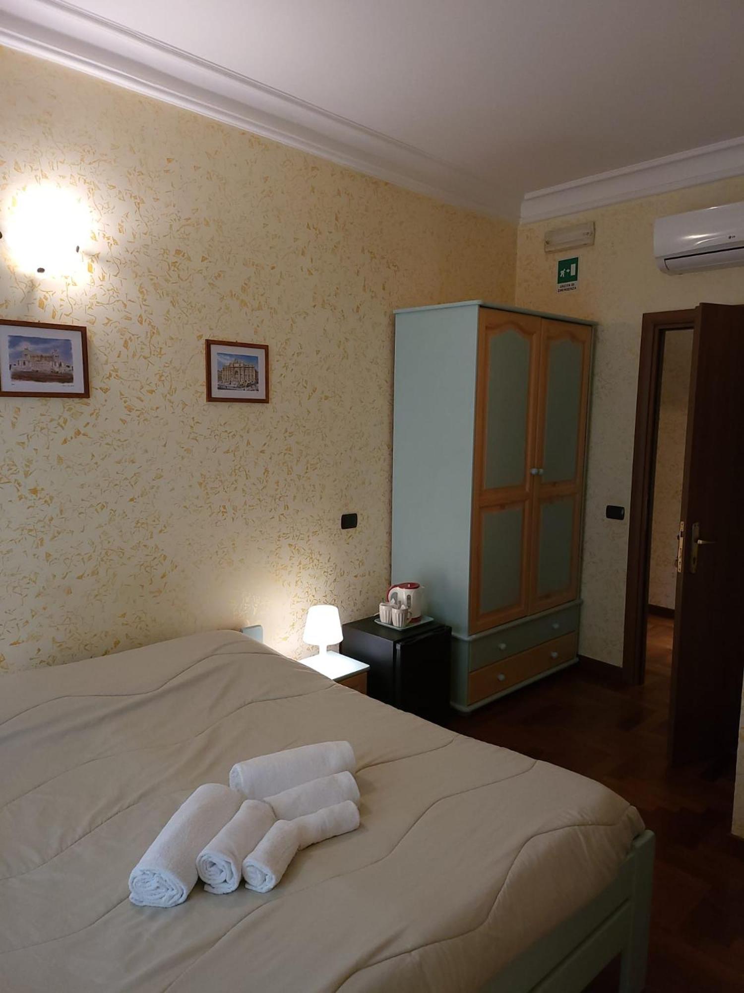 Triple Room photo 2