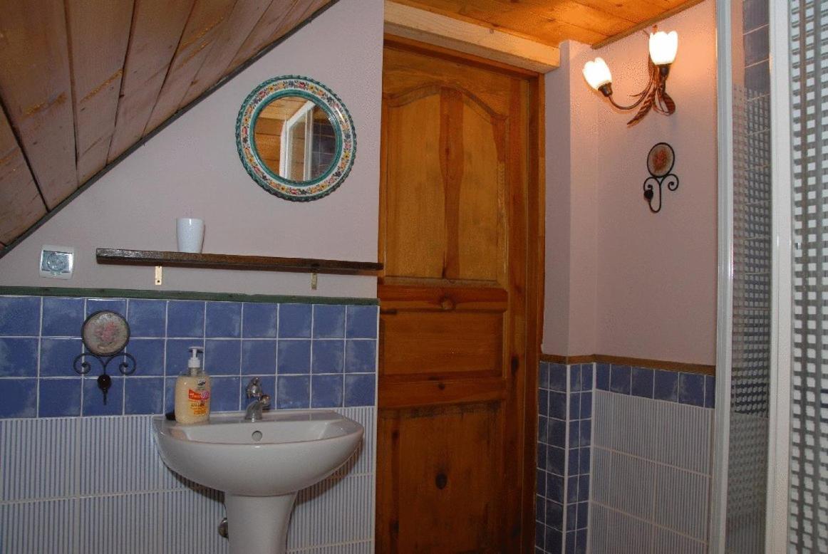 Double Or Twin Room photo 2